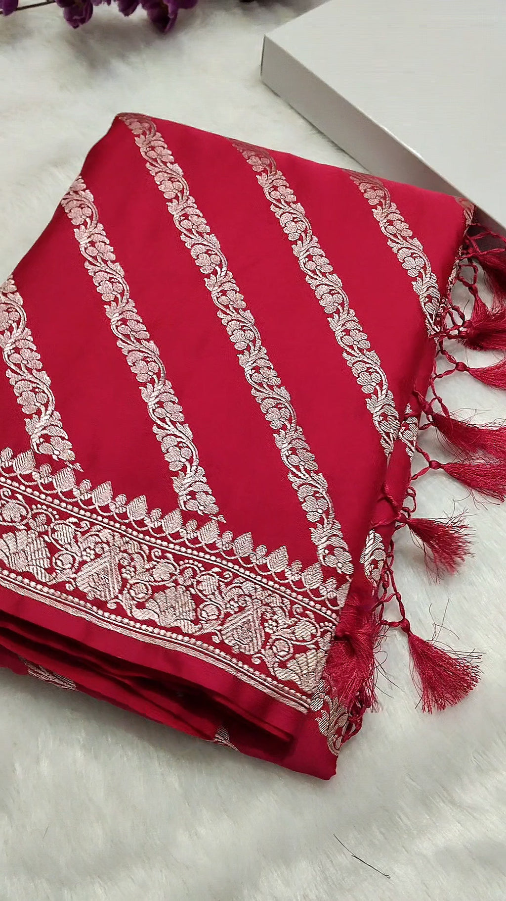 Rose Pink Colour Banarasi Mashru Silk Saree With Lahariya Design