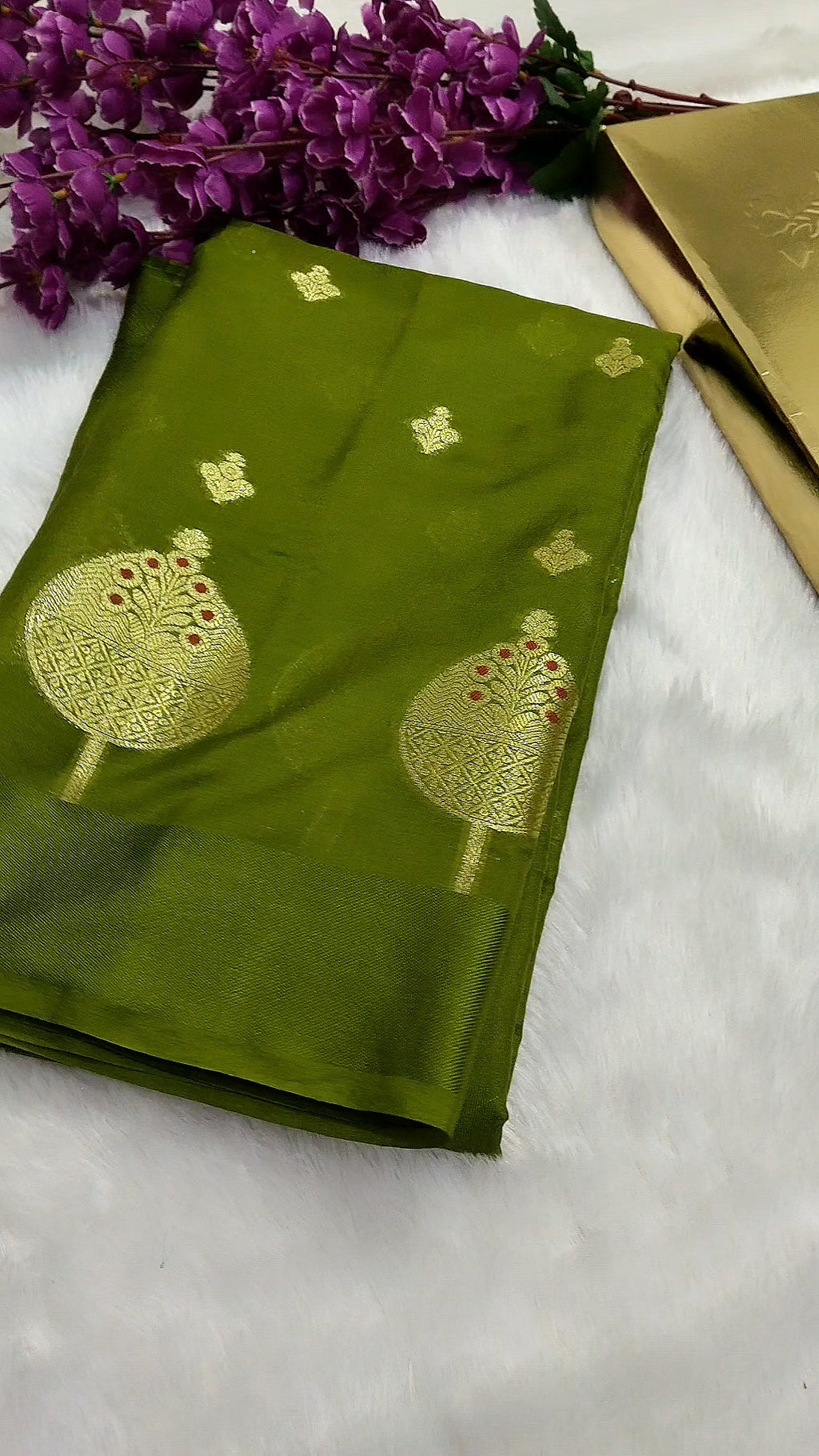 Green Colour Banarasi Warm Silk Saree