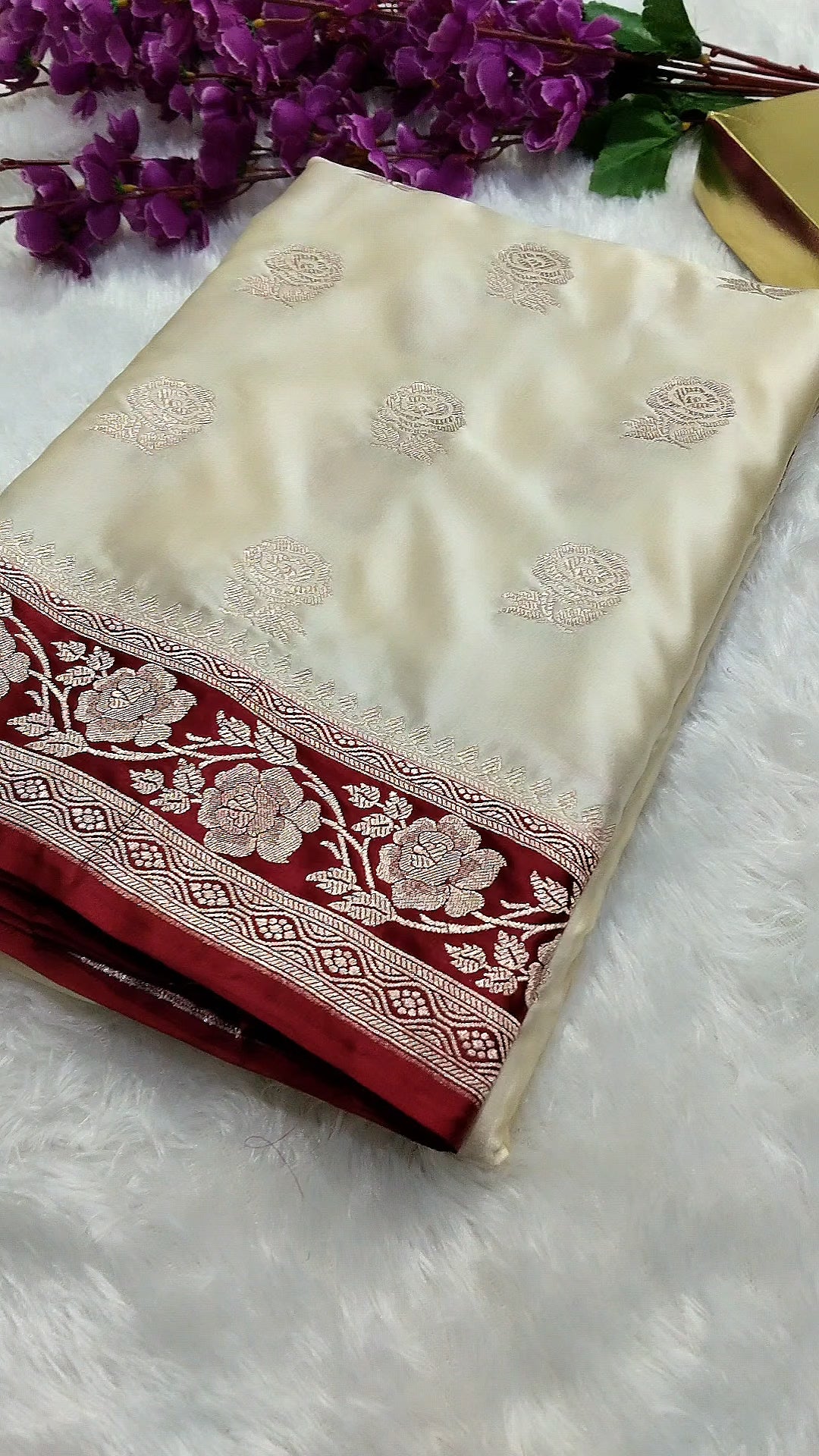 Cream And Red Colour Best Banarasi Mashru Silk Saree Pooja Special
