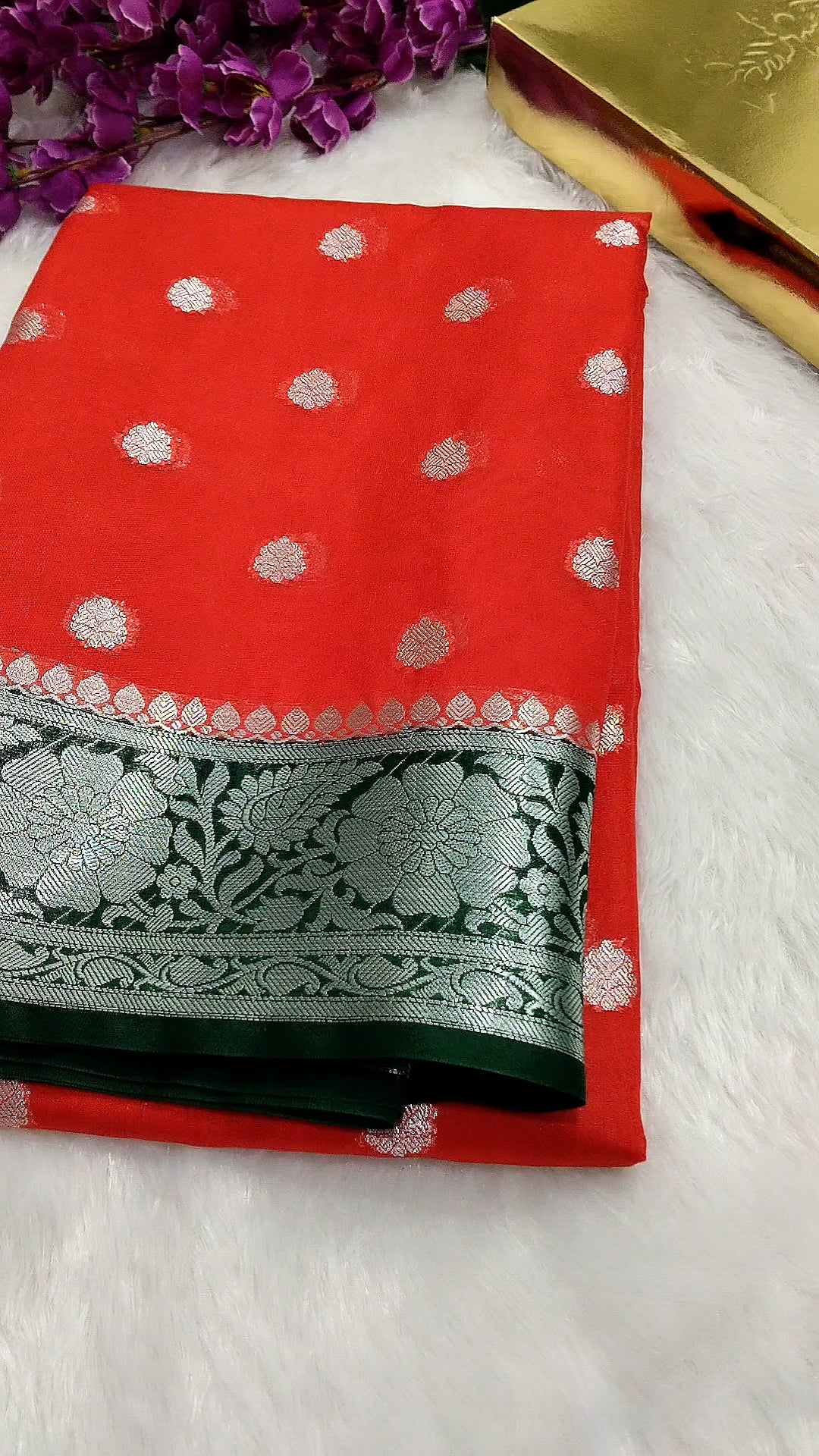 Bottle Green And Red Colour Silver Zari Khaddi Georgette Saree