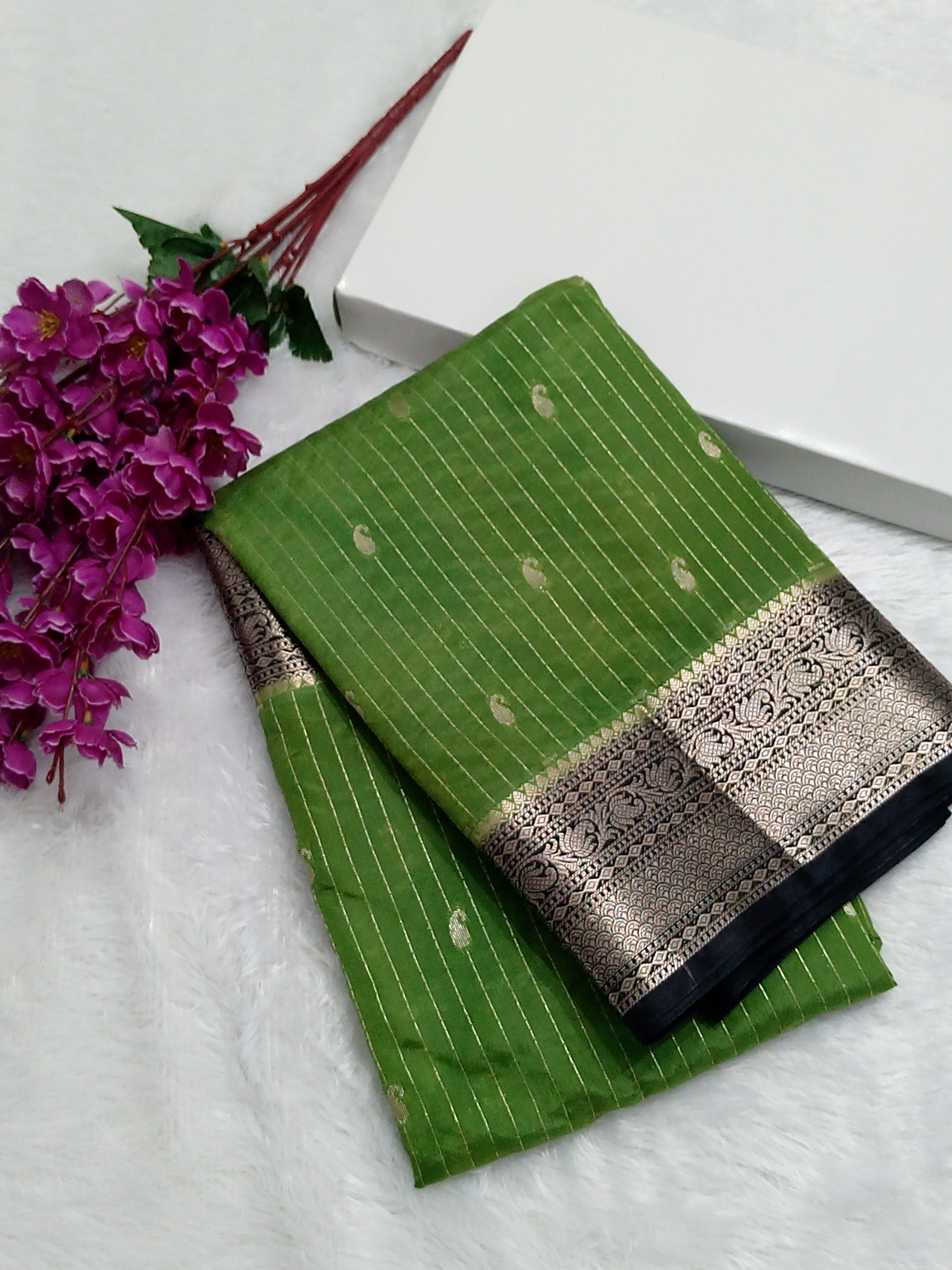 Green And Black Banarasi Moonga Silk Saree