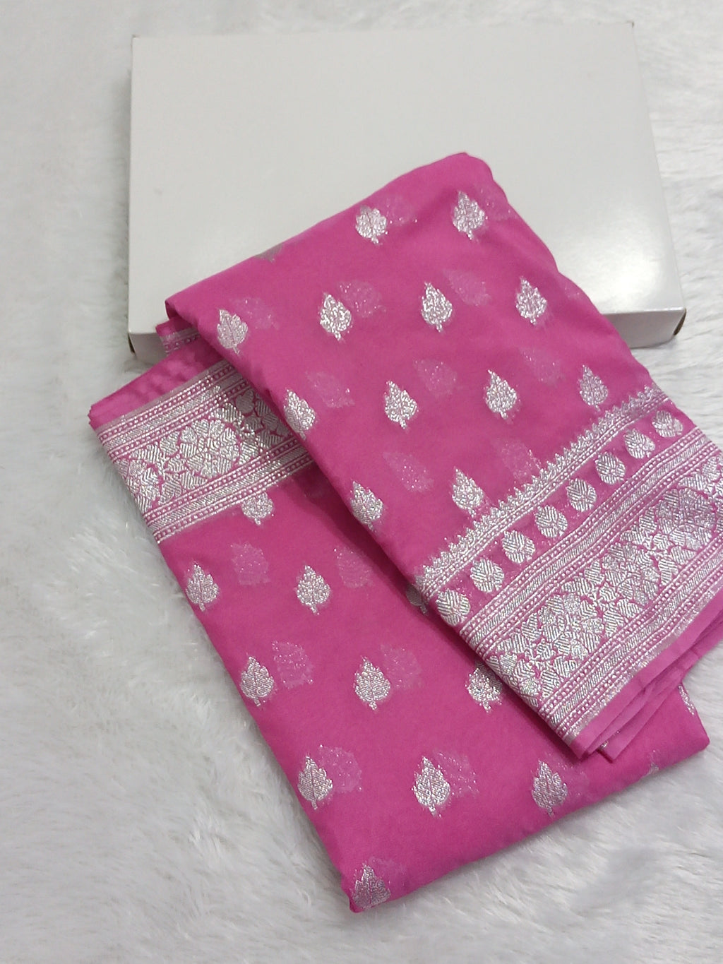 Viral Pink Colour Zari Buti Khaddi Georgette Saree