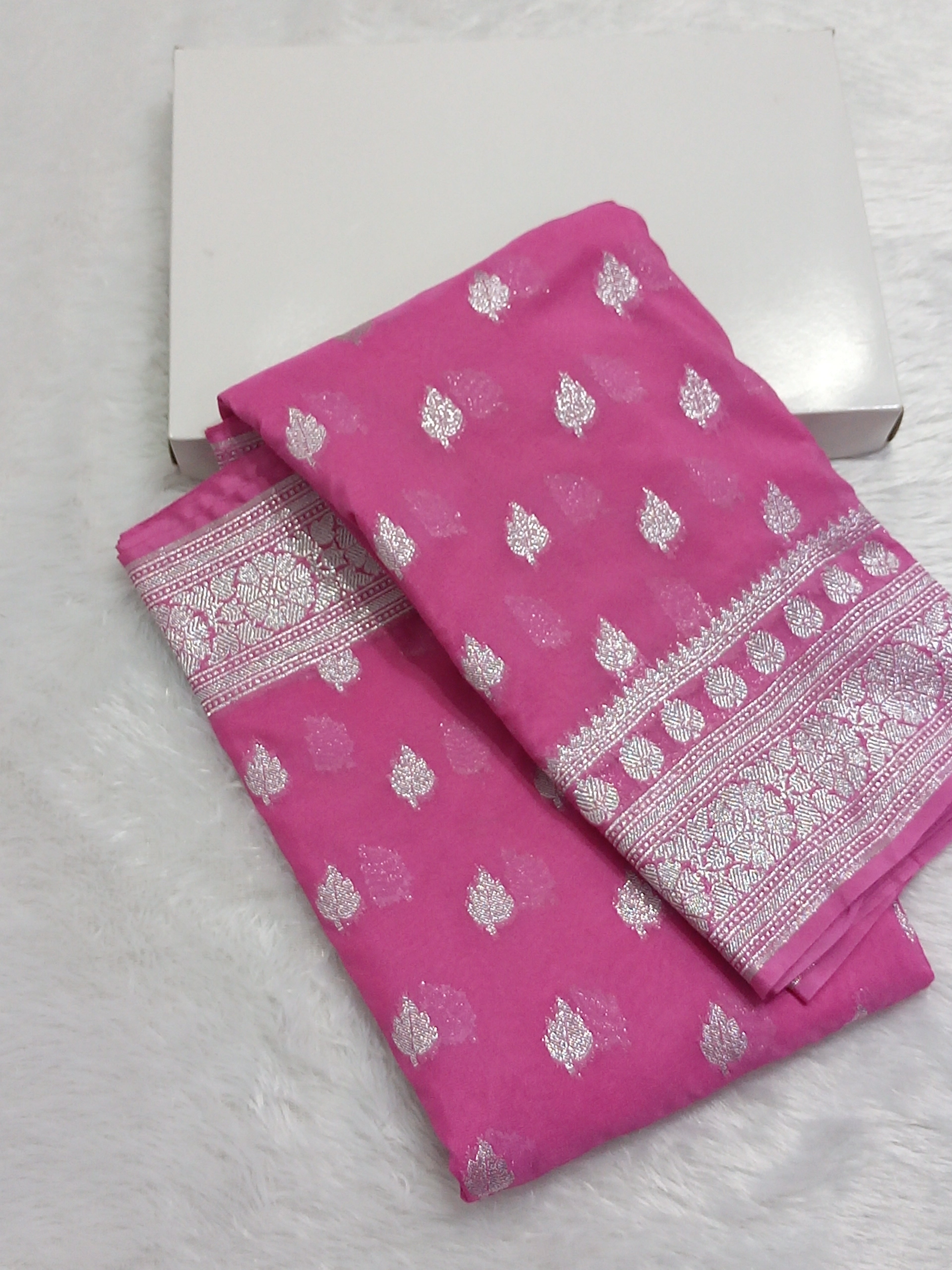 Viral Pink Colour Zari Buti Khaddi Georgette Saree