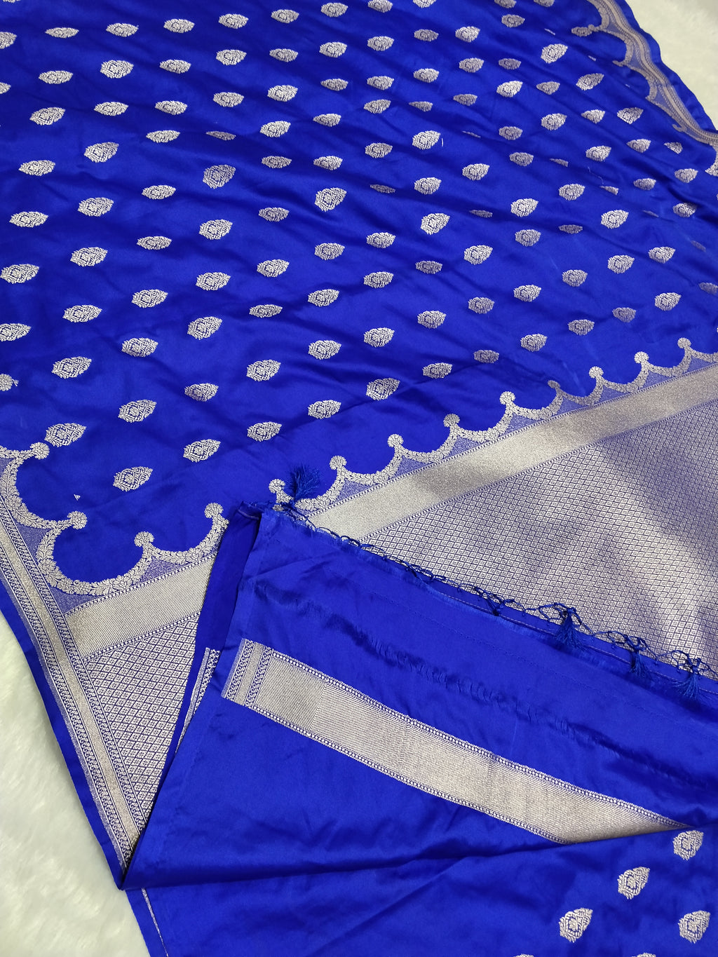 Royal Blue Colour Banarasi Mashru Silk Saree With Buta Design