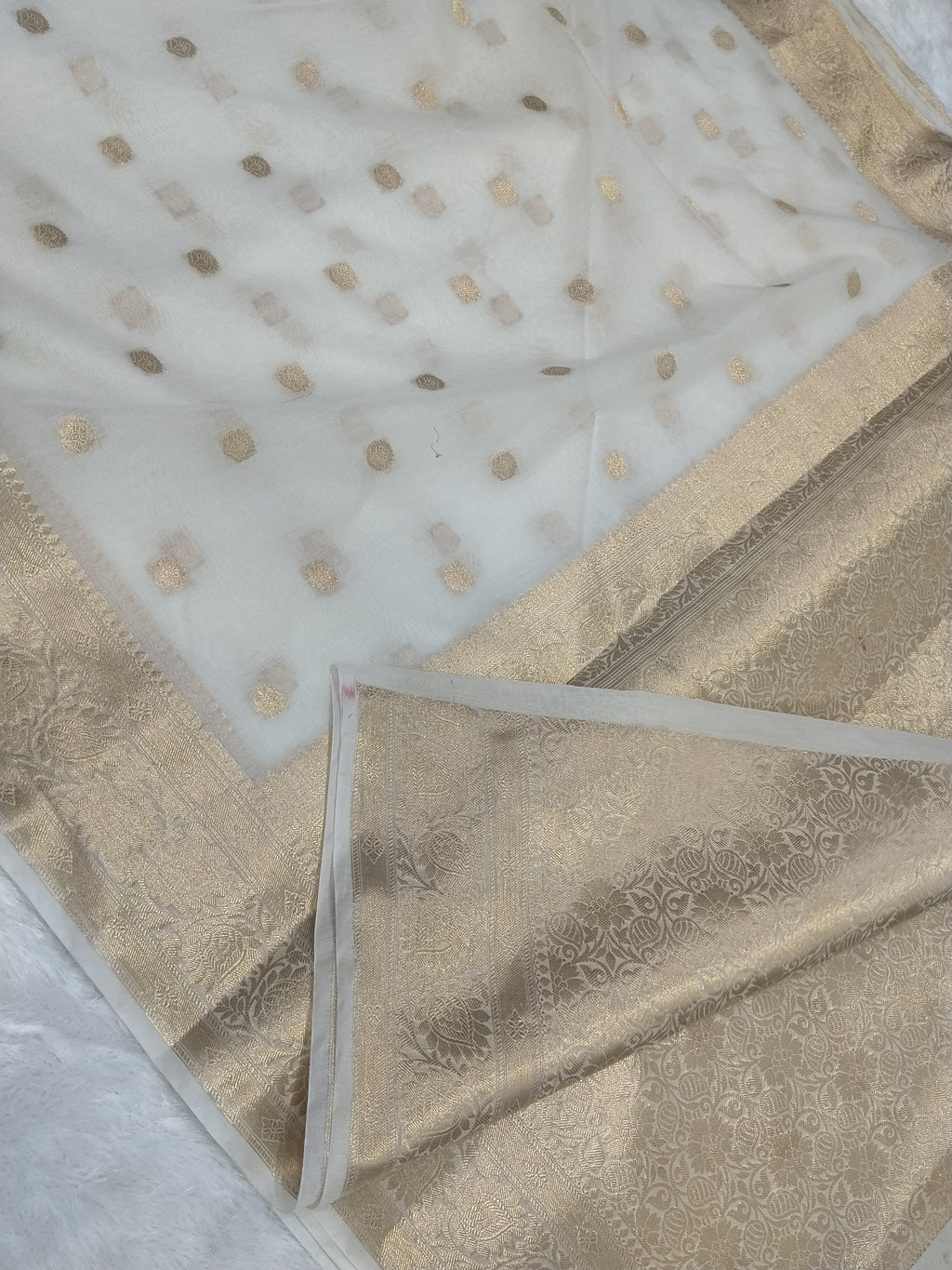 Off White Banarasi Fancy Cotton Saree With Brocade Blouse