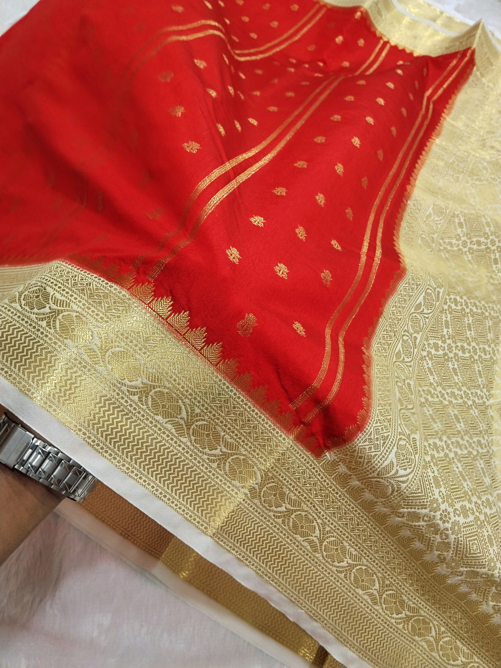 Red And Cream Colour Kanjivaram Border Moonga Silk Saree With Buti Work