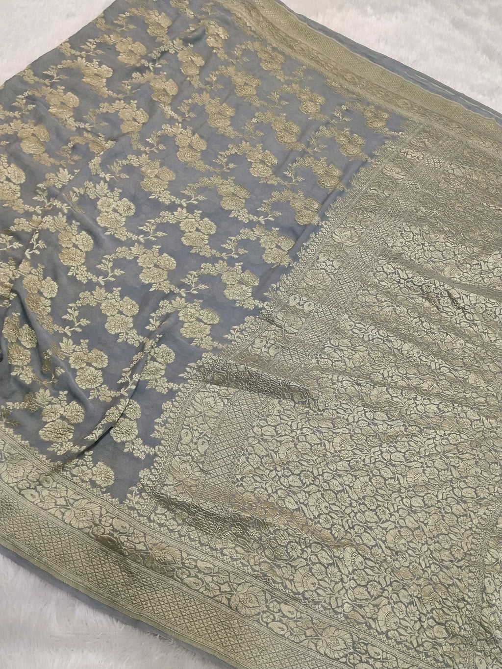Grey Colour Handloom Pure Banarasi Khaddi Georgette Saree Water Zari
