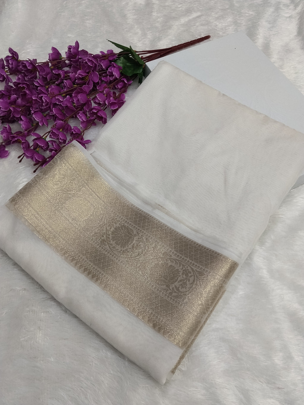 White Colour Banarasi Kora Organza Saree With Brocade Blouse