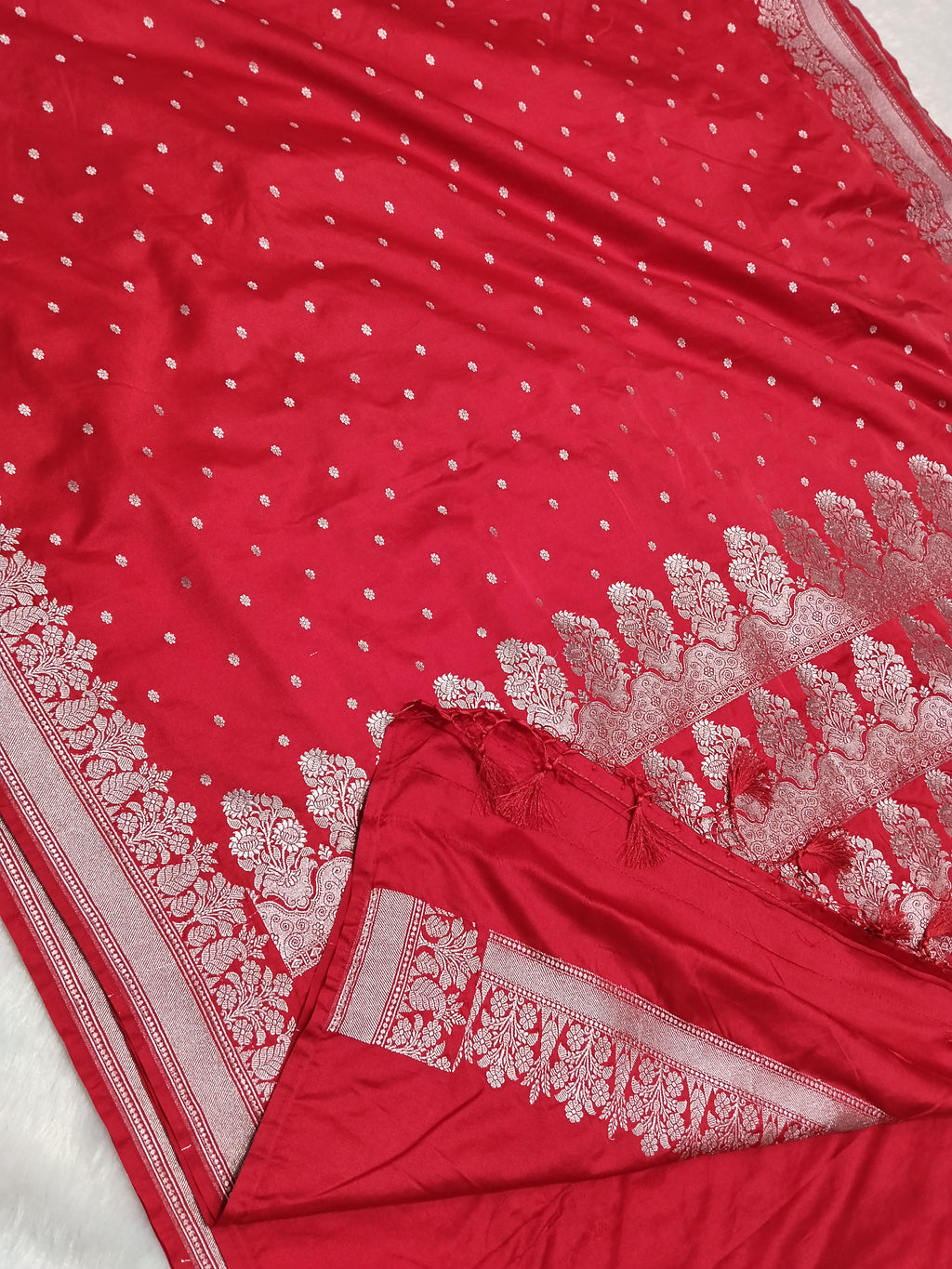 Red Colour Banarasi Mashru Silk Saree With Buti Design