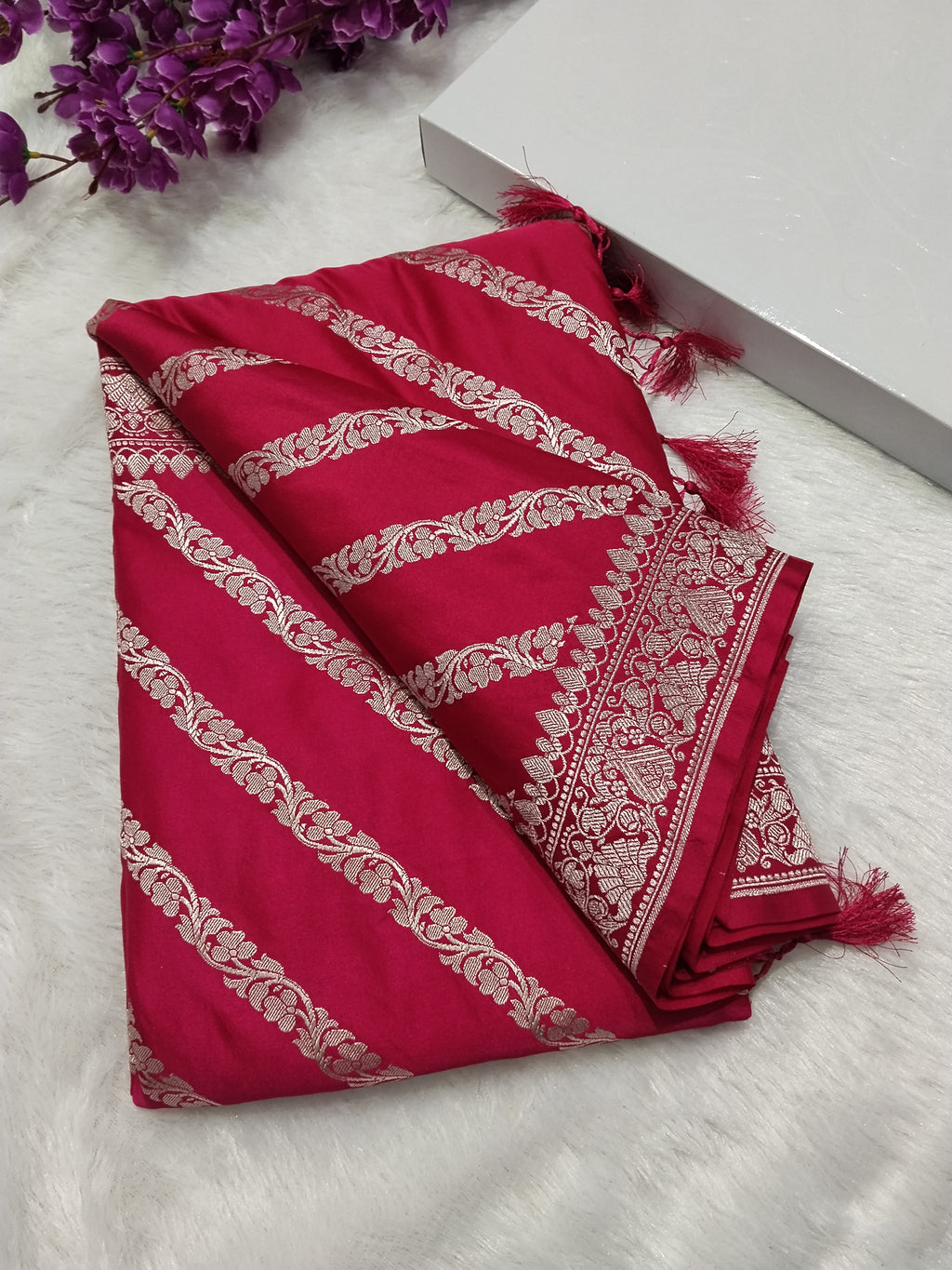 Rose Pink Colour Banarasi Mashru Silk Saree With Lahariya Design