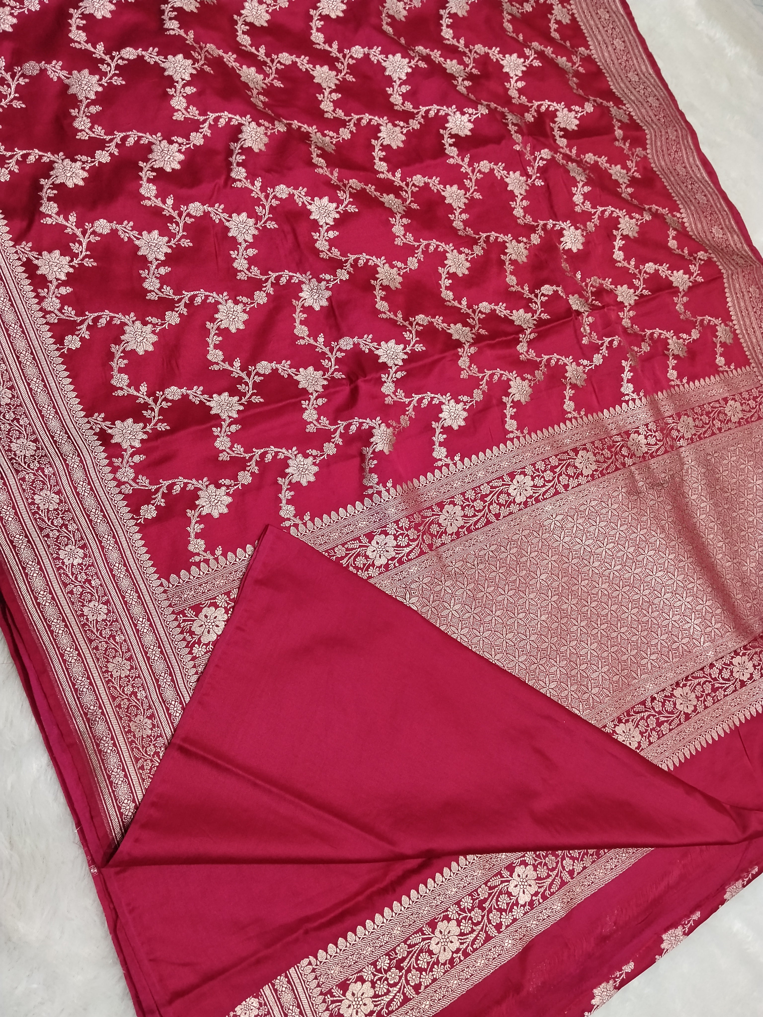 Pink Colour Banarasi Mashru Silk Saree With Buti Design