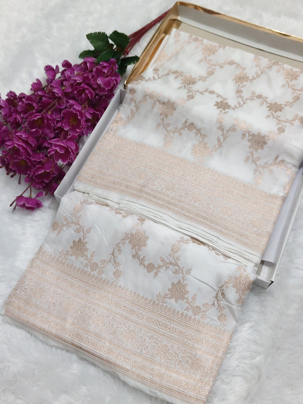 Zari Woven Banarasi Mashru Silk Saree