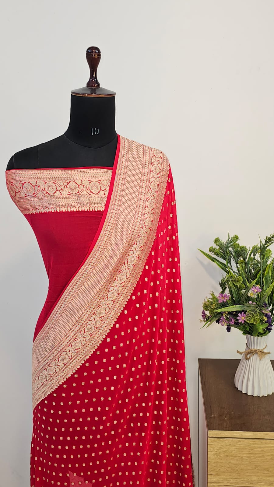 Red Colour Handloom Pure Banarasi Khaddi Georgette Saree Water Zari