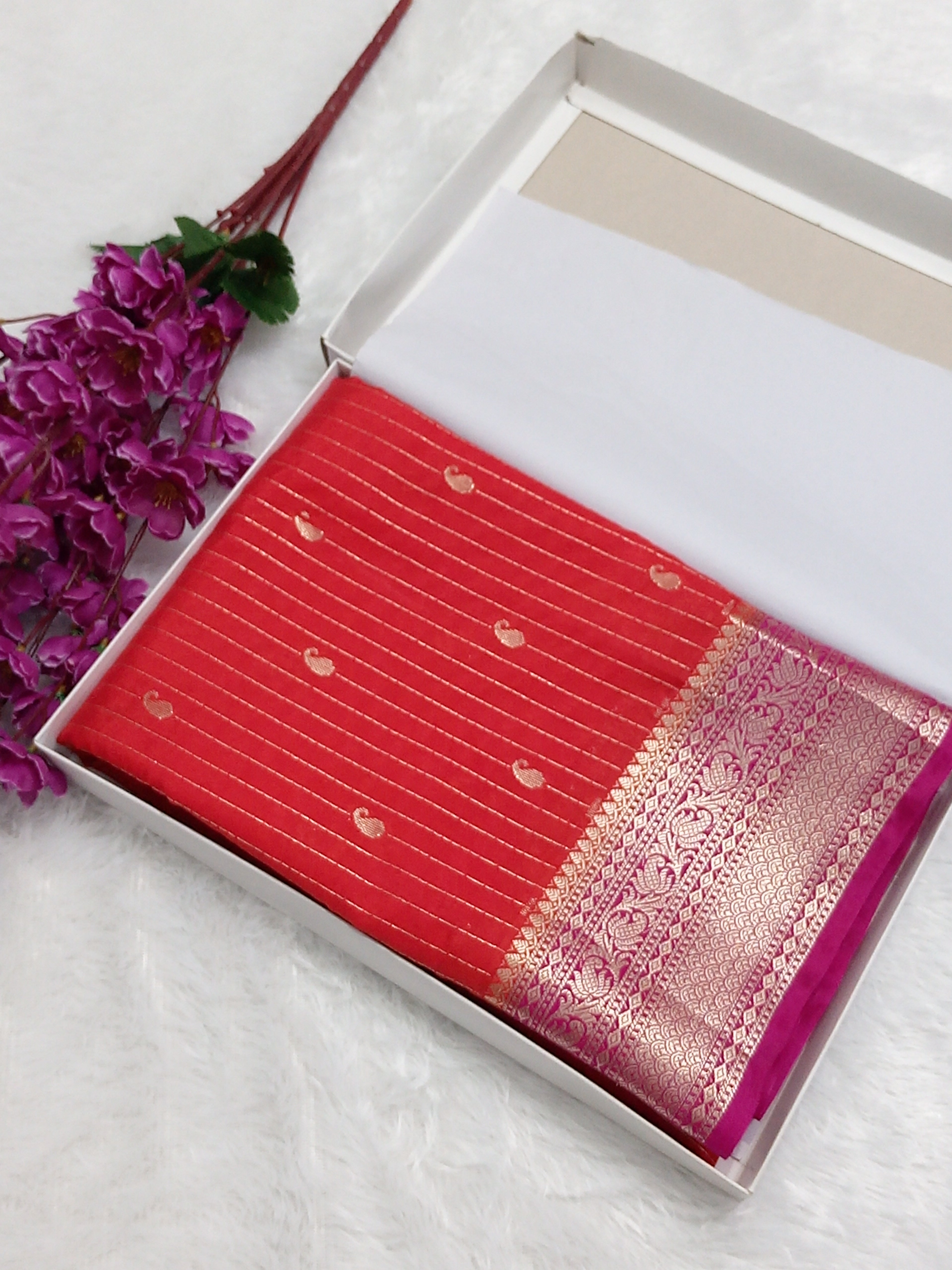 Red And Pink Fancy Banarasi Moonga Silk Saree