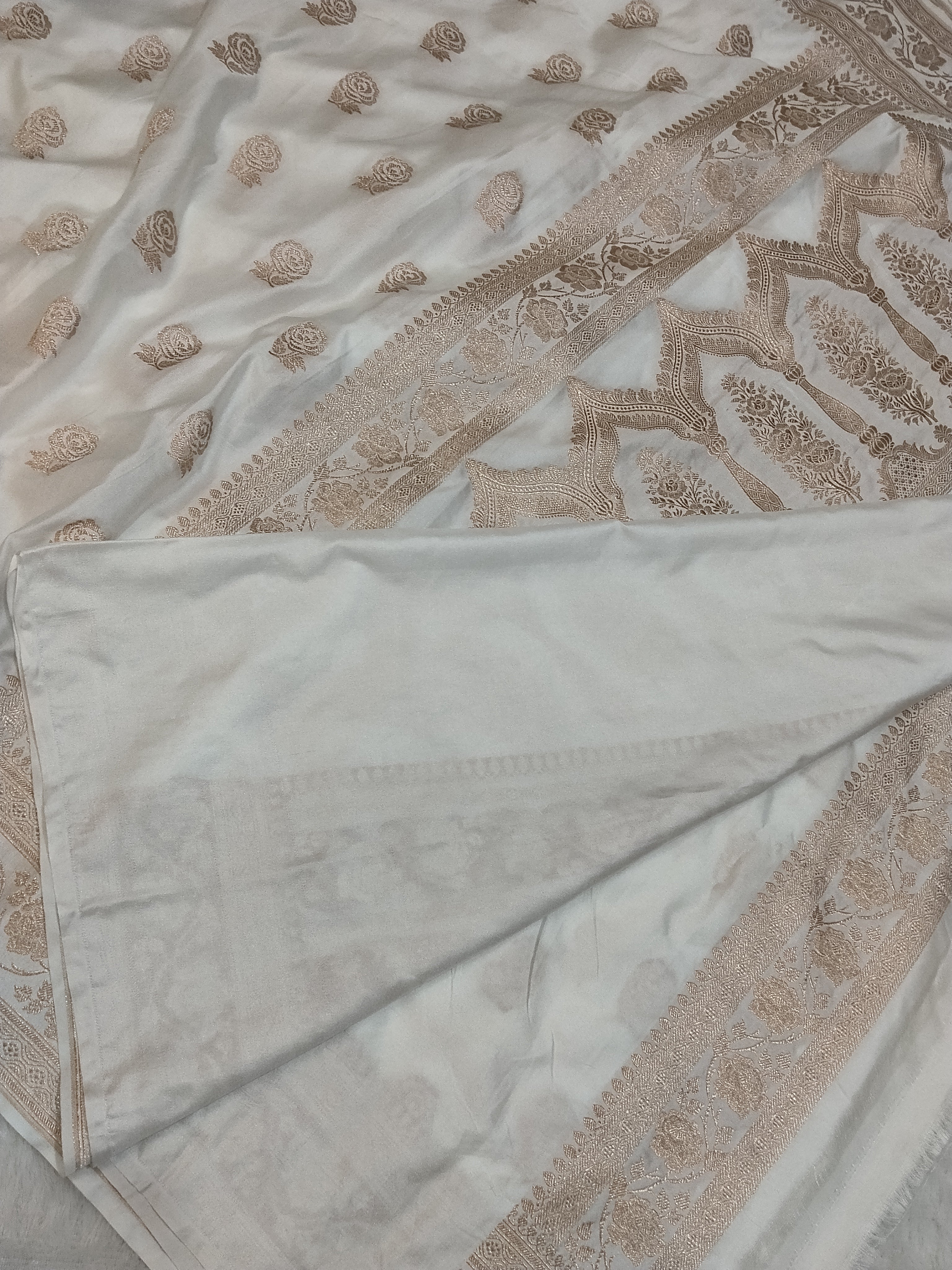 Rose Buta Mashru Silk Saree Pure White
