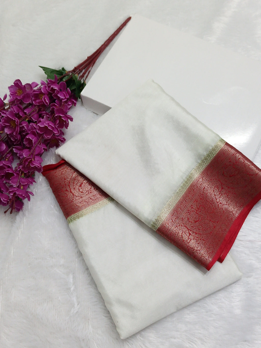 Red And White Pooja Special Banarasi Soft Silk Saree