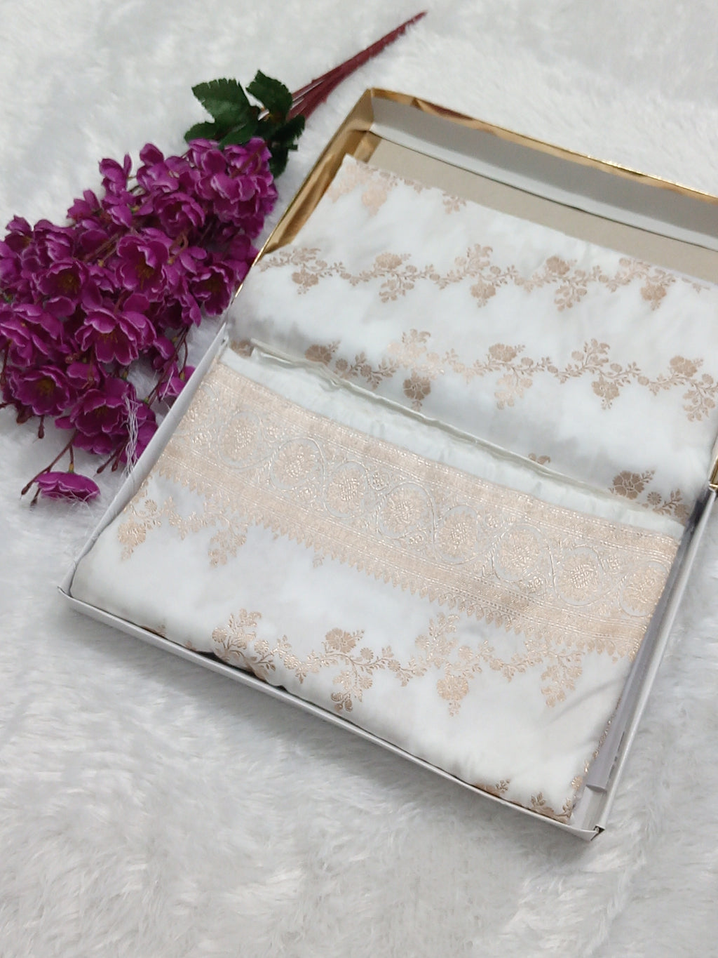 Aada Jal Work Mashru Silk Saree