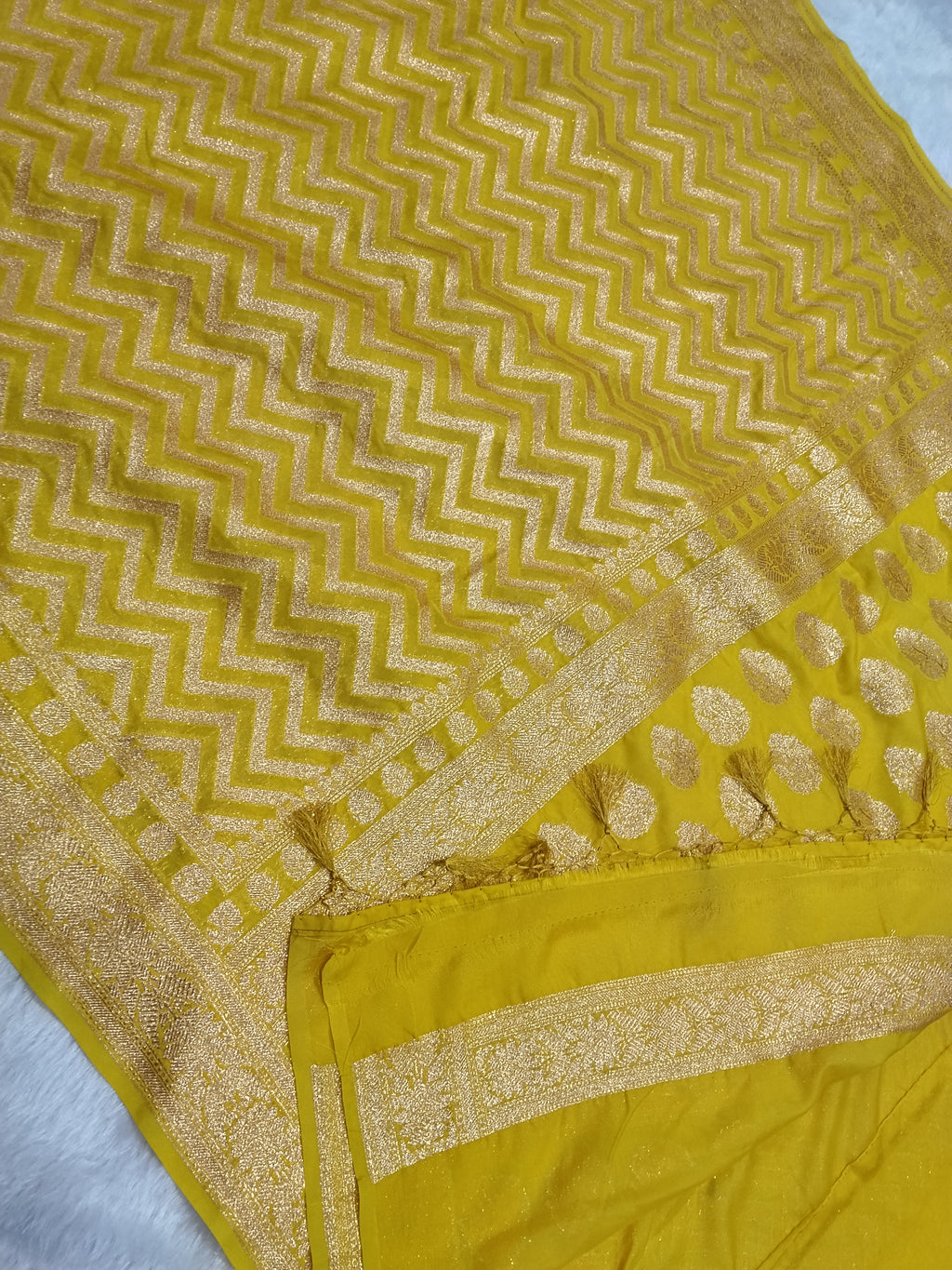 Yellow Colour Golden Zari Khaddi Georgette Saree