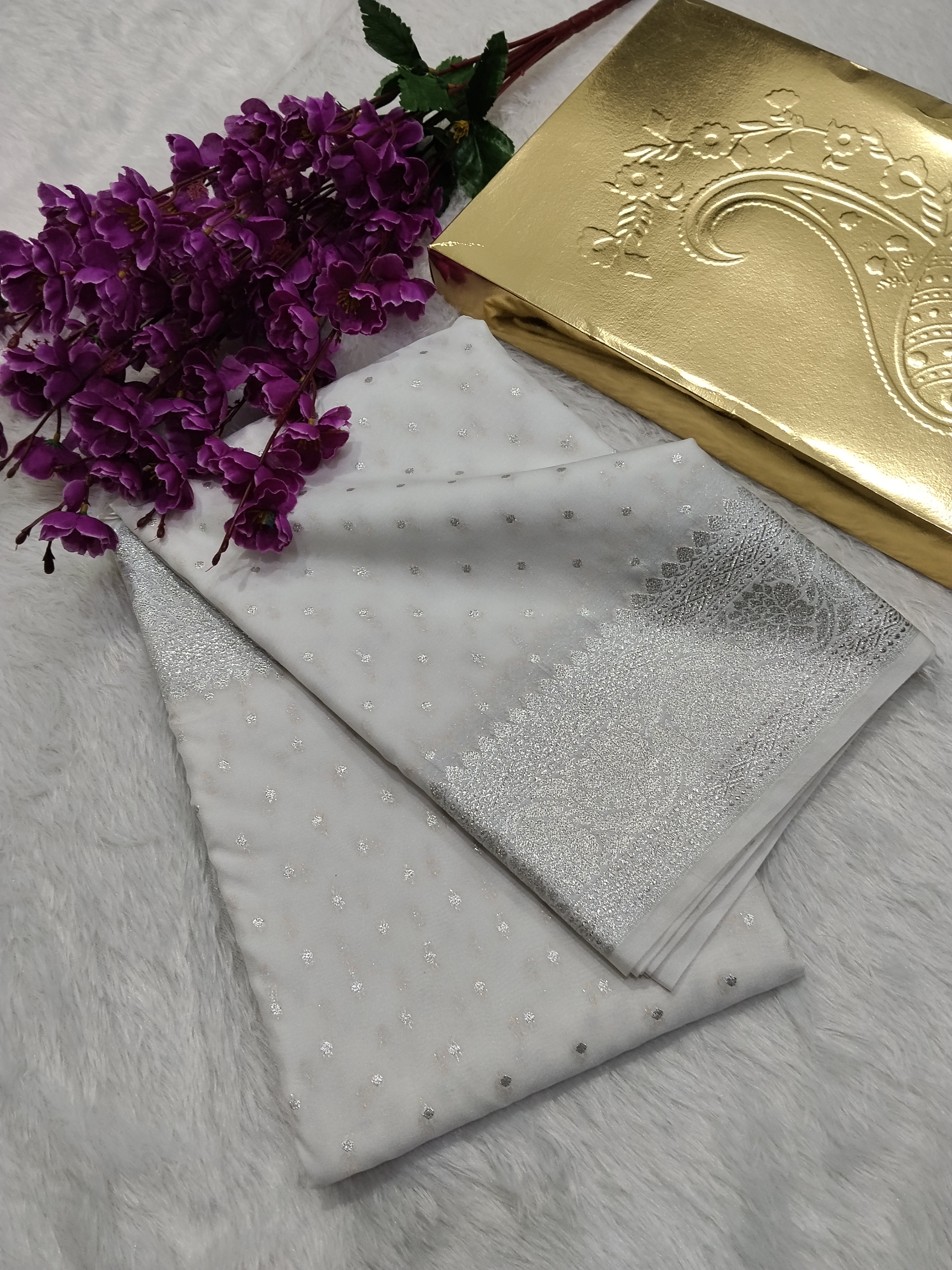 White Colour Silver Zari Khaddi Georgette Saree