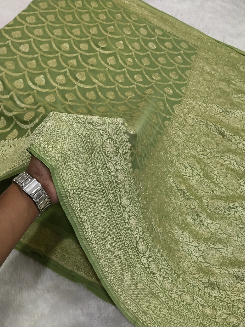 Pista Green Colour Handloom Pure Banarasi Khaddi Georgette Saree Water Zari