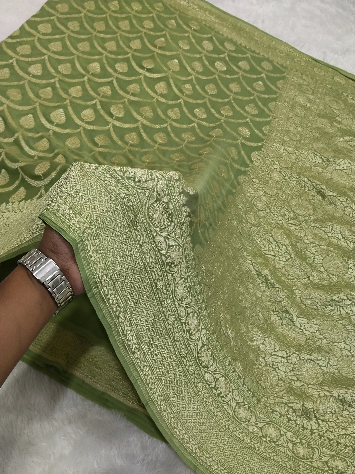 Pista Green Colour Handloom Pure Banarasi Khaddi Georgette Saree Water Zari
