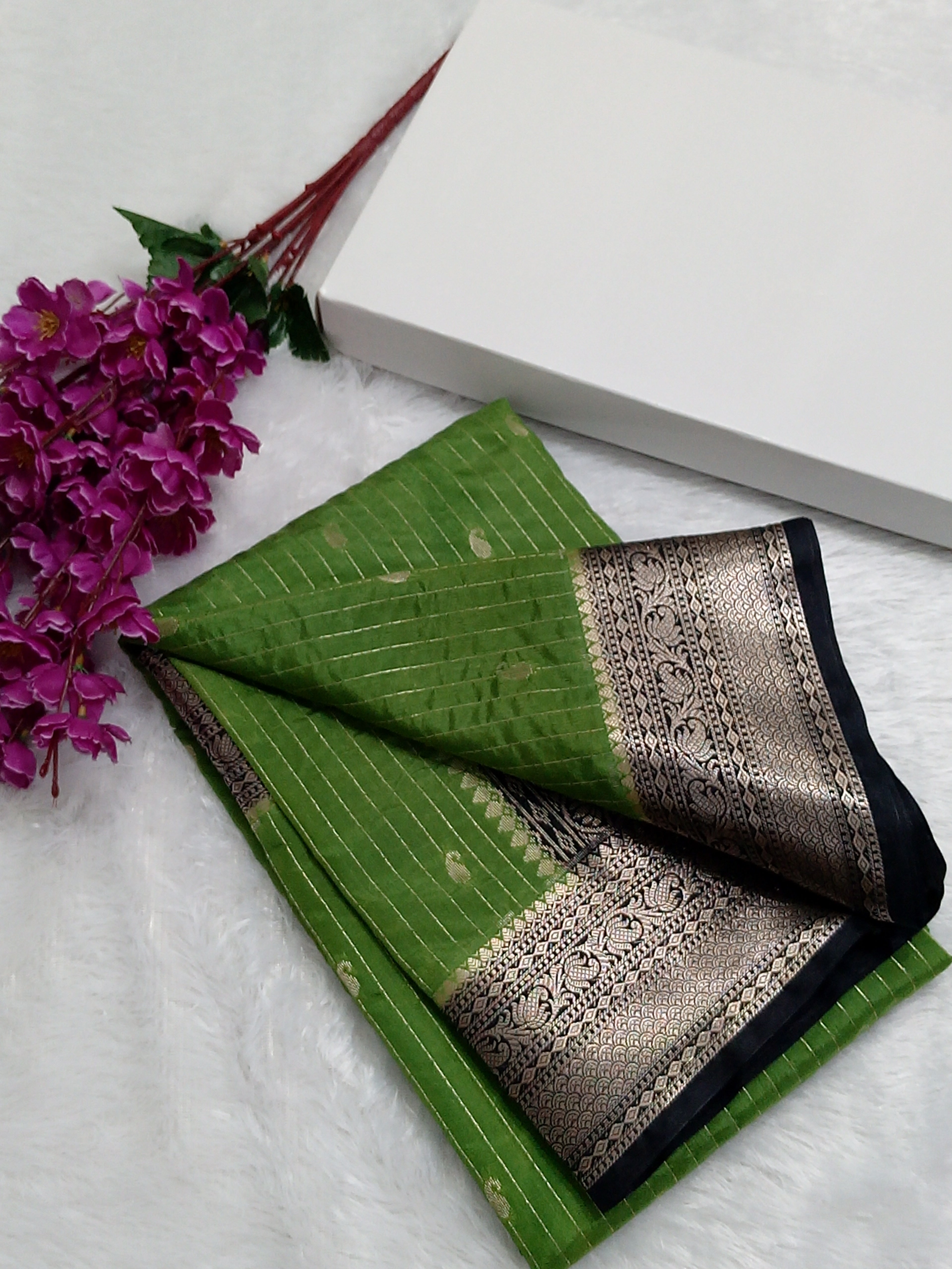 Green And Black Banarasi Moonga Silk Saree