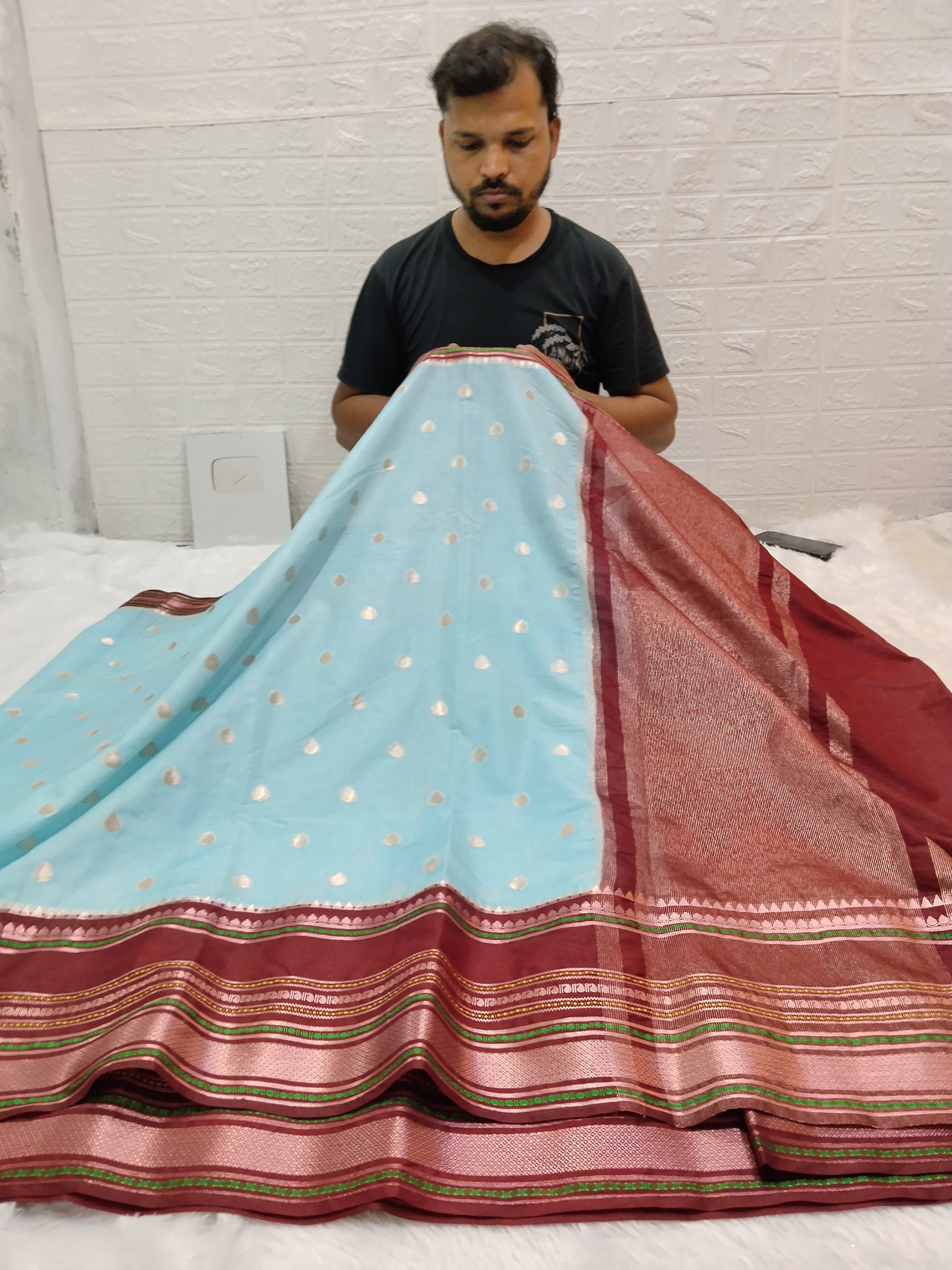 Sky Blue And Maroon Colour Kanjivaram Border Moonga Silk Saree With Buti