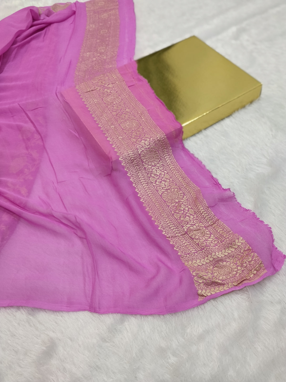 Pink Colour Handloom Pure Banarasi Khaddi Georgette Saree Water Zari