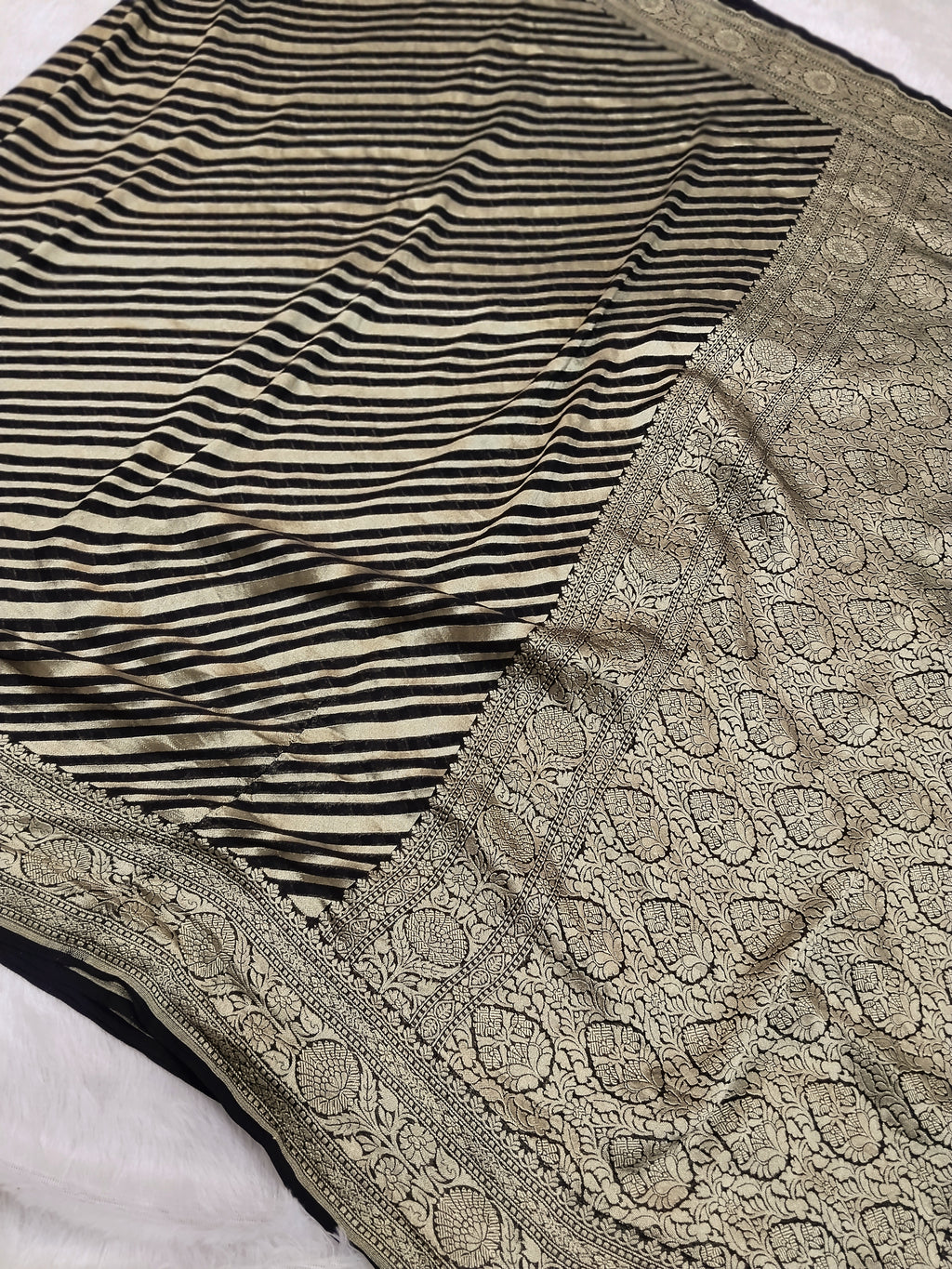 Jet Black Colour Handloom Pure Banarasi Khaddi Georgette Saree Water Zari