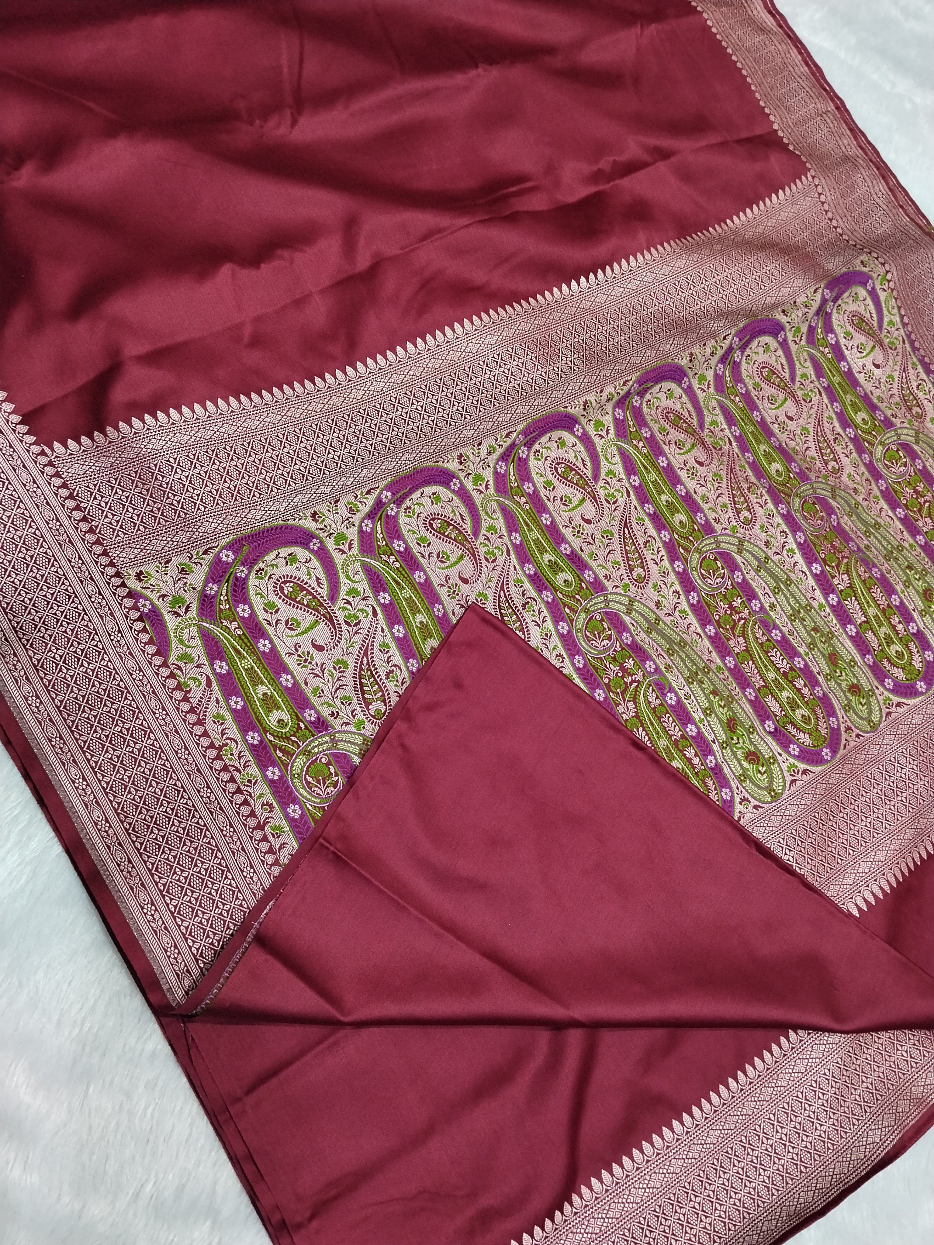Maroon Colour Banarasi Pain Mashru Katan Silk Saree With Fancy Pallu