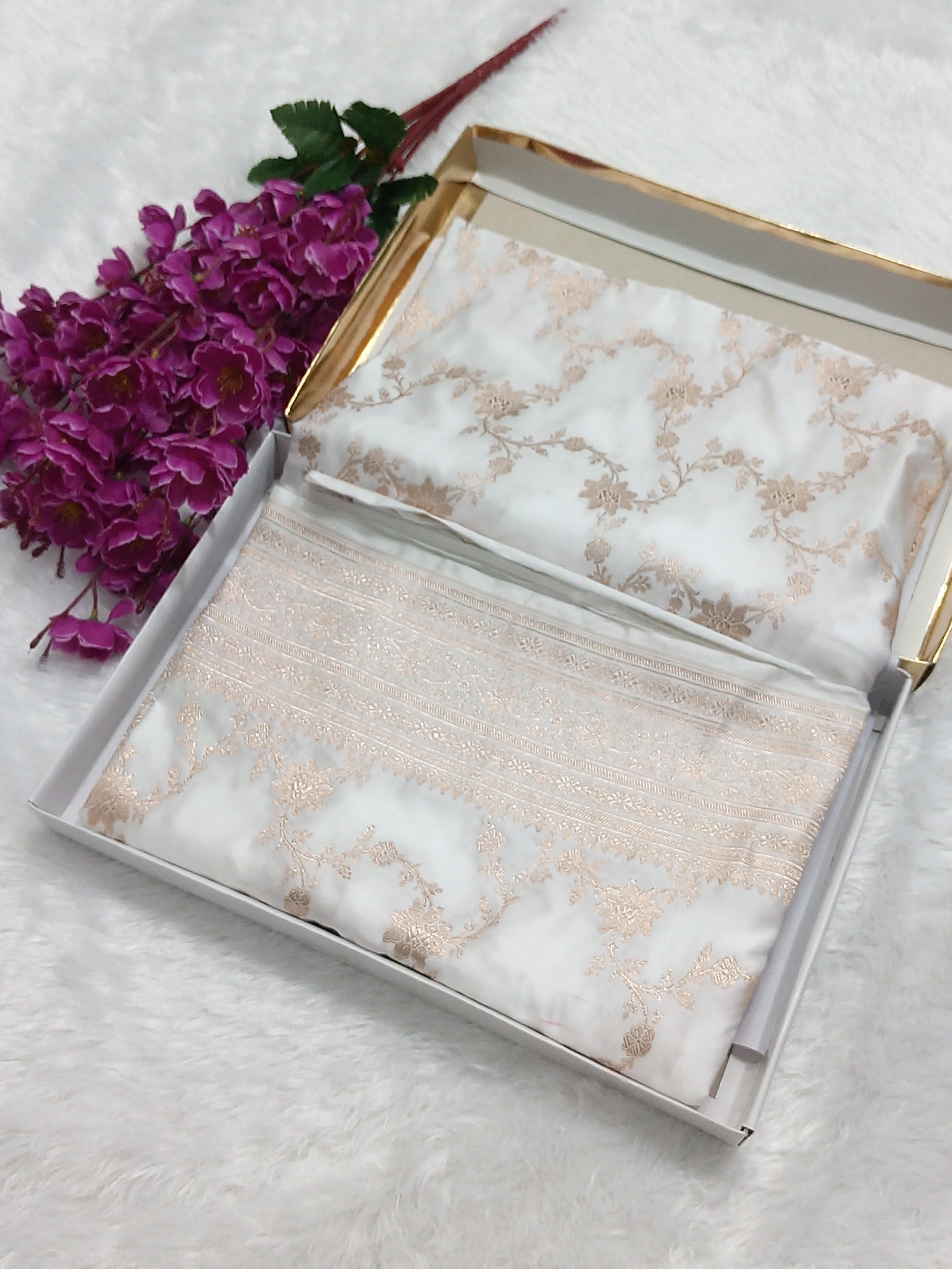 Zari Woven Banarasi Mashru Silk Saree