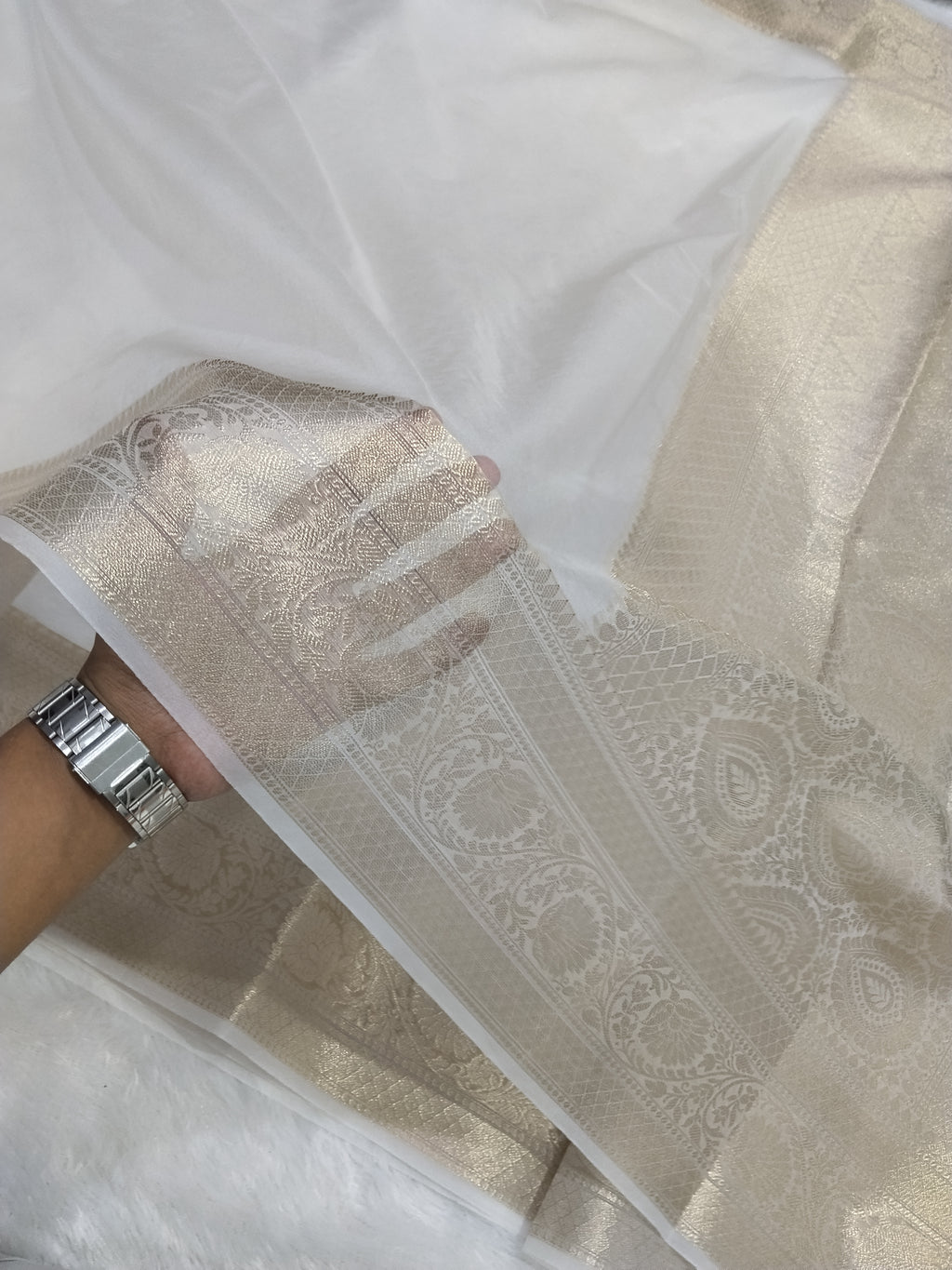 White Colour Banarasi Kora Organza Saree With Brocade Blouse