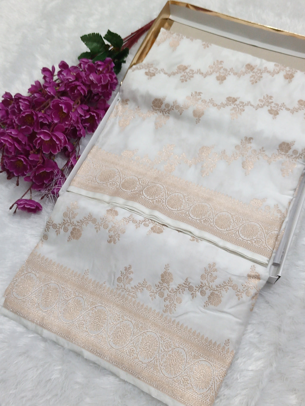 Aada Jal Work Mashru Silk Saree