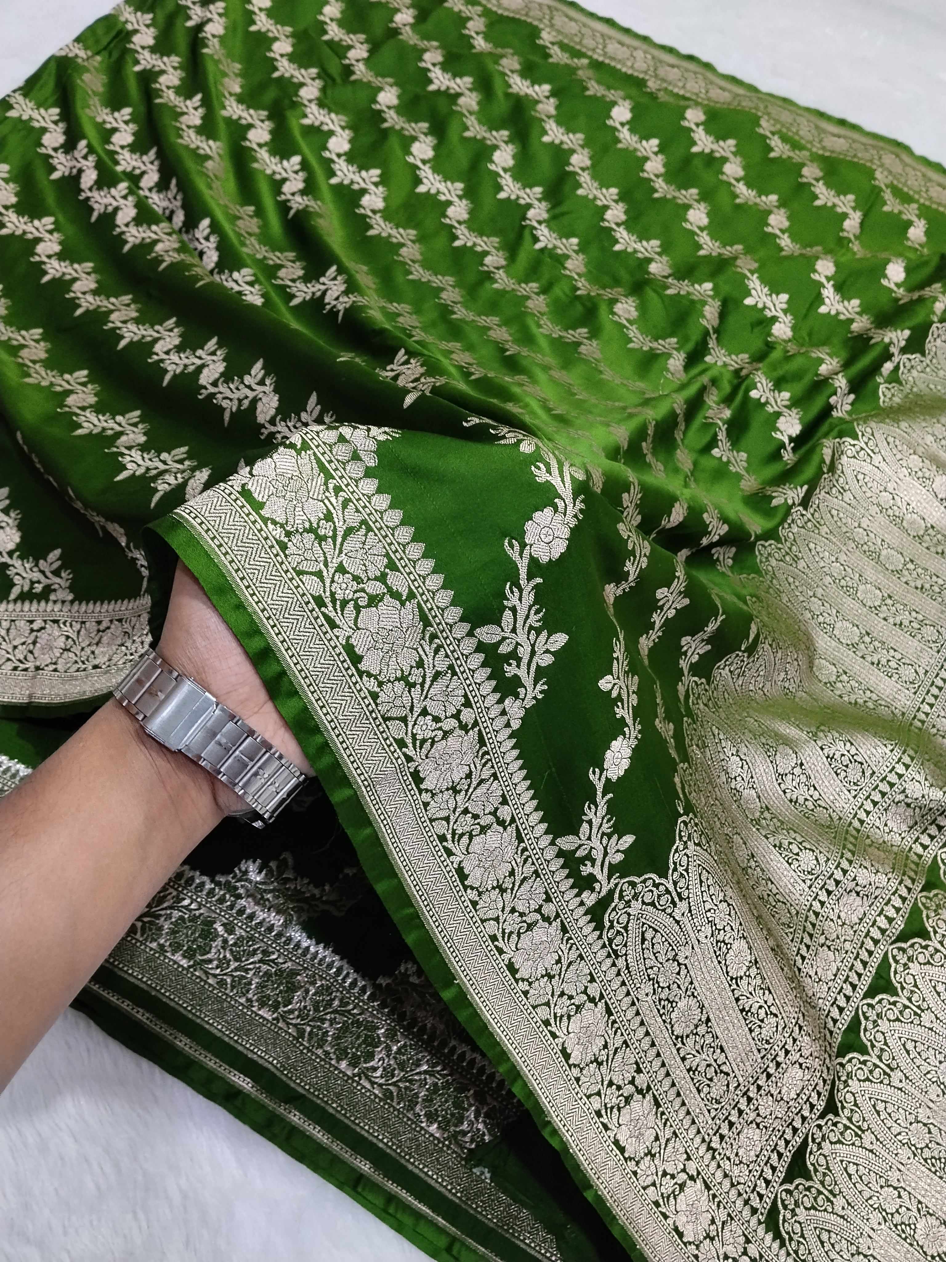 Green Colour Banarasi Mashru Silk Saree With Buti Design