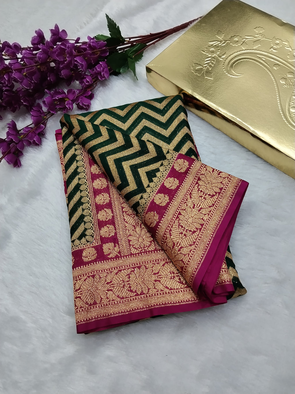 Bottle Green And Pink Gold Zari Khaddi Georgette Saree