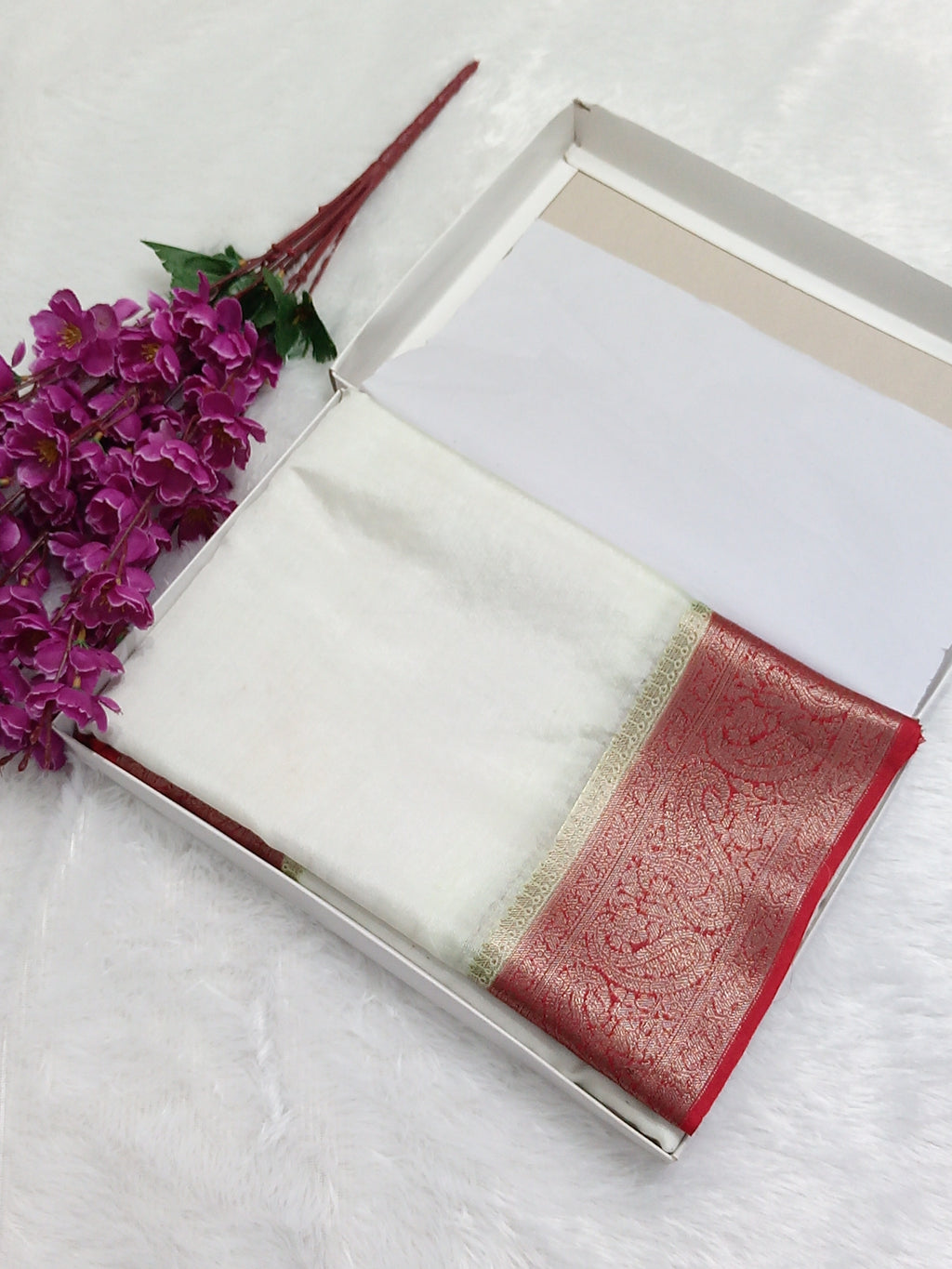 Red And White Pooja Special Banarasi Soft Silk Saree