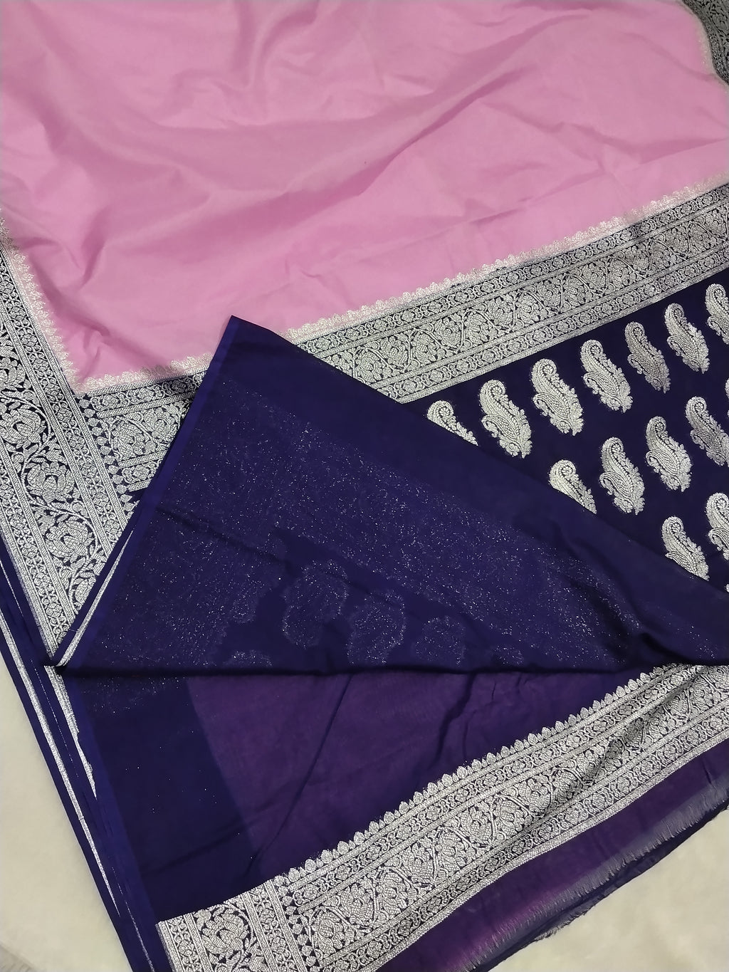 Baby Pink And Navy Blue Colour Zari Plain Body Khaddi Georgette Saree