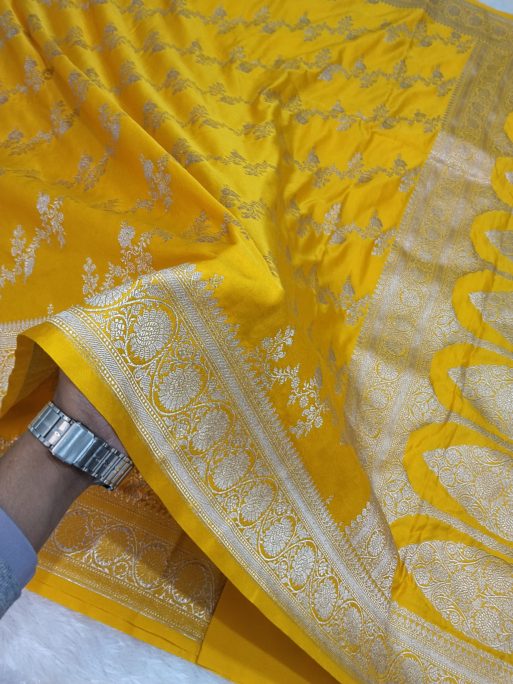 Elegant Design Yellow Colour Banarasi Mashru Silk Saree