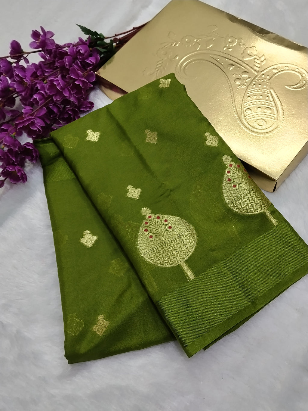Green Colour Banarasi Warm Silk Saree