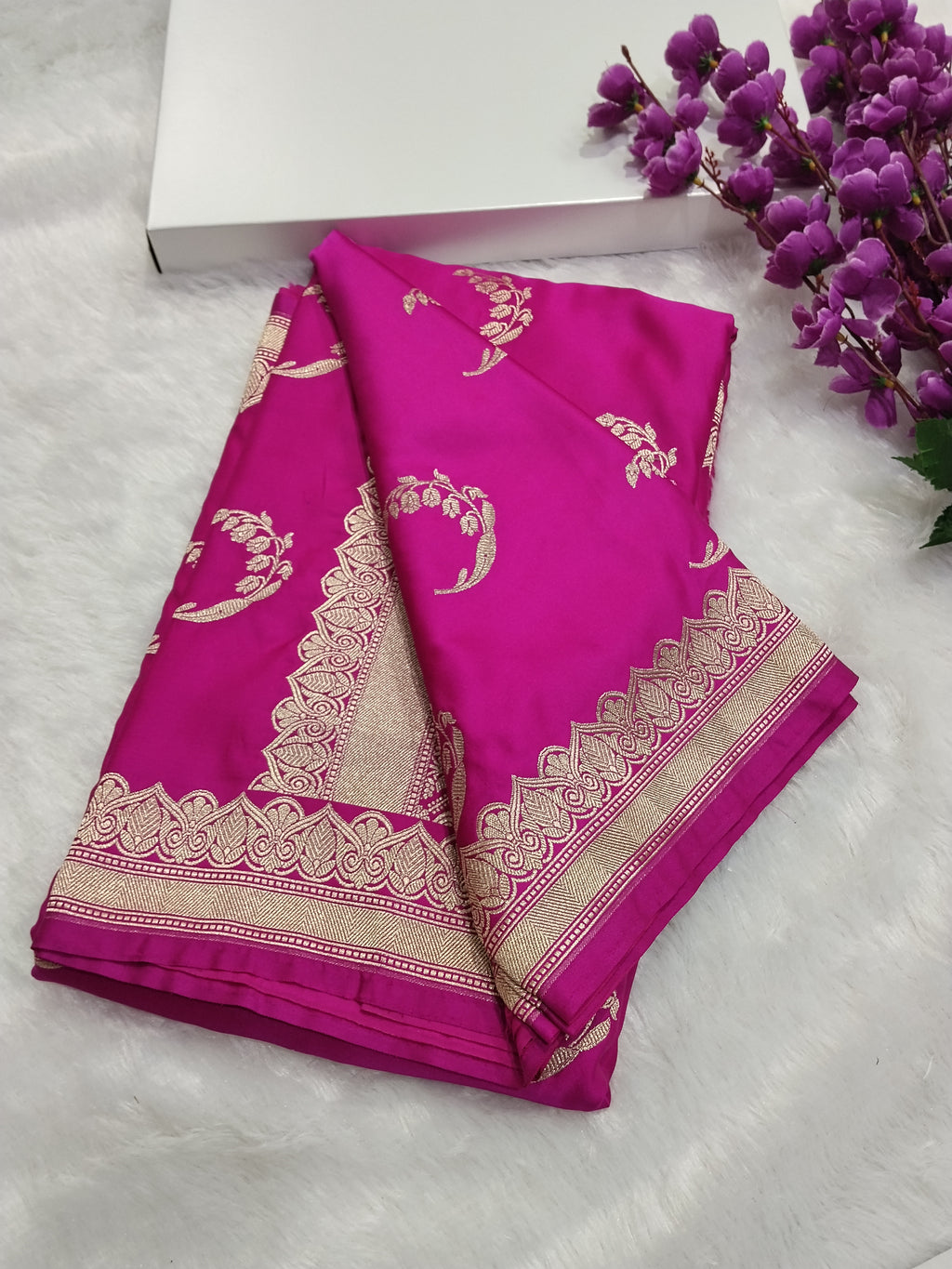 Pink Colour Banarasi Mashru Silk Saree With Buti Design