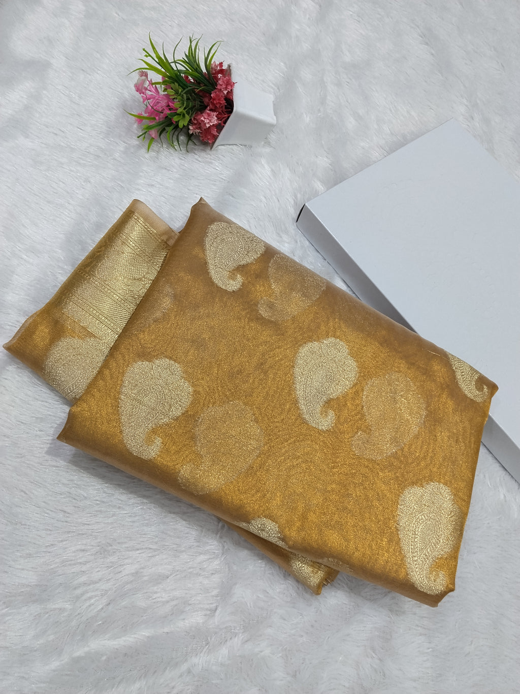 Golden Zari Tissue Saree With All Over Kairi Designe Work