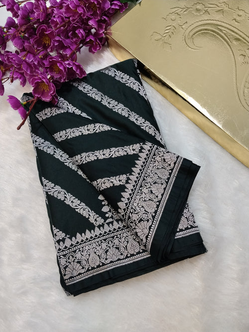 Dark Rama Green Colour Banarasi Mashru Silk Saree With Lahariya Design