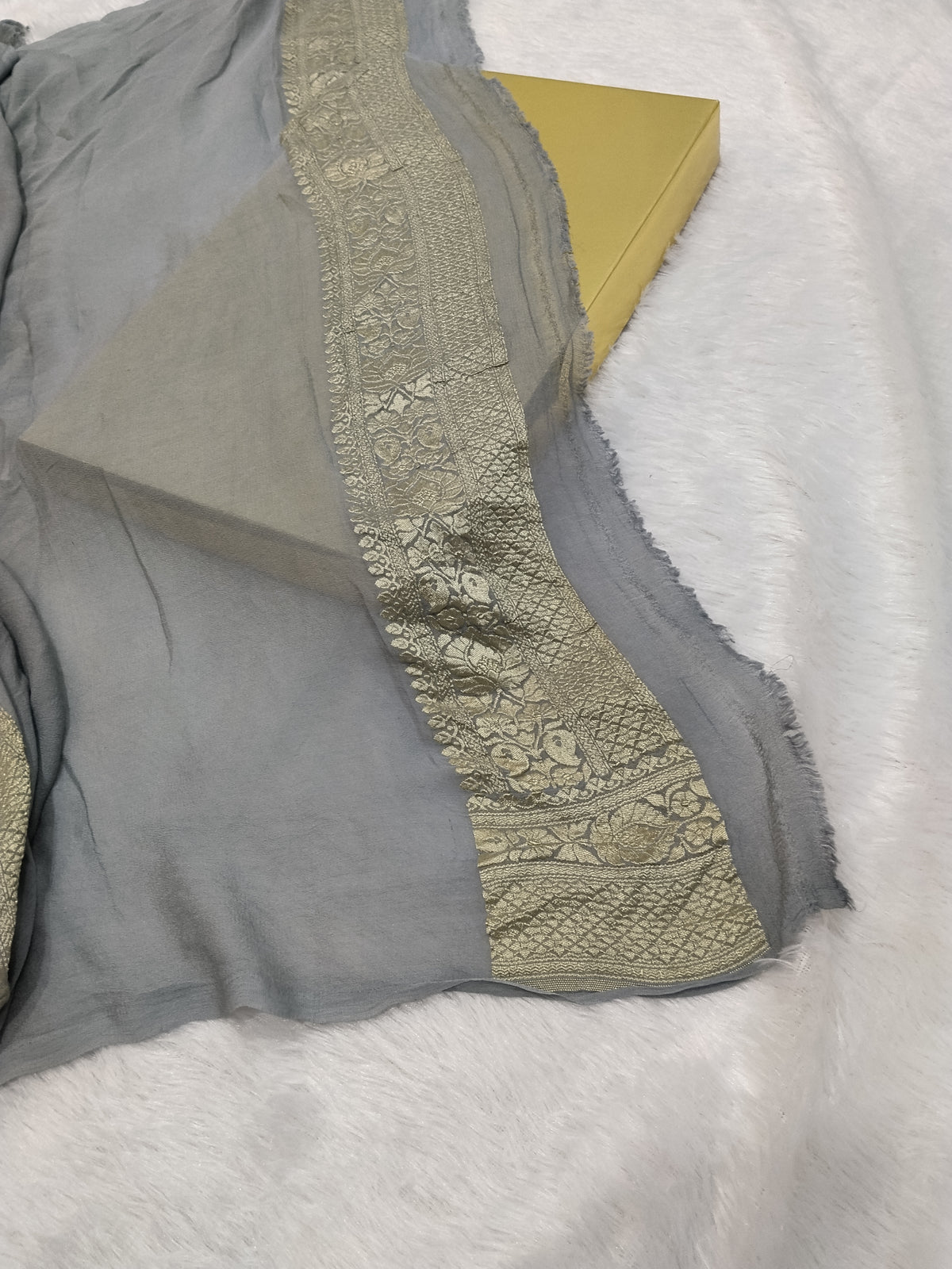 Grey Colour Handloom Pure Banarasi Khaddi Georgette Saree Water Zari