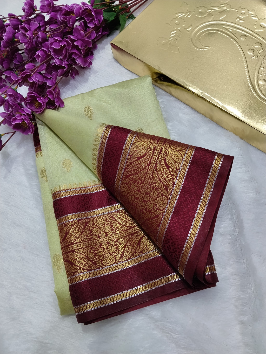 Maroon And Light Pista Green Colour Kanjivaram Border Moonga Silk Saree With Buti