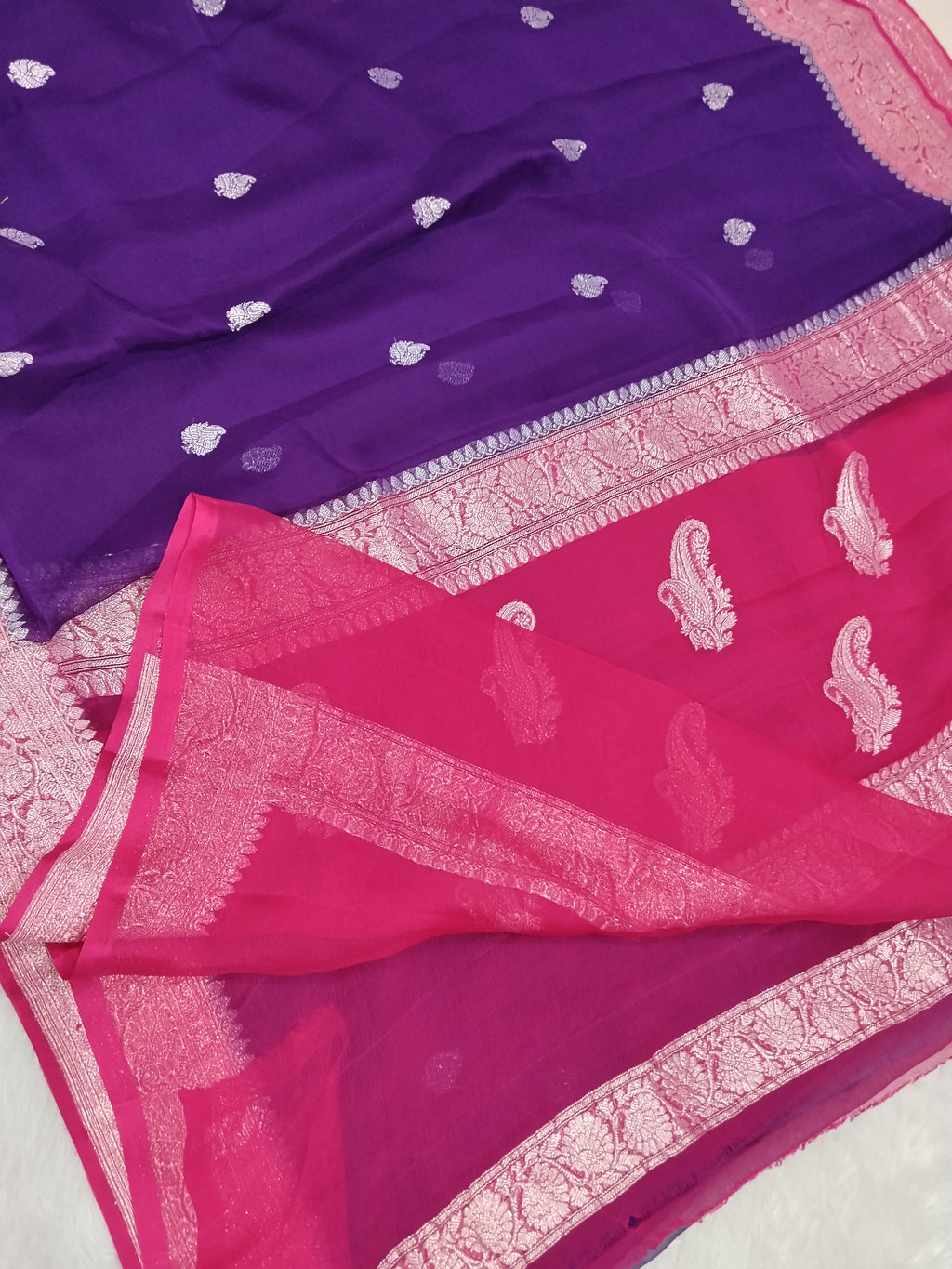 Handloom Pure Banarasi Chiffon Saree Silver Zari