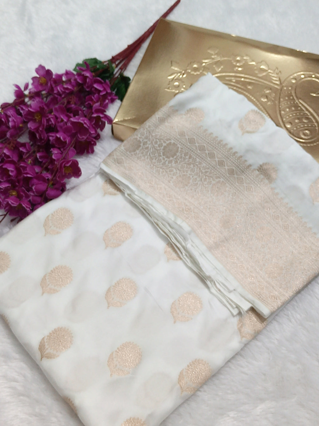 Wedding Banarasi Pure White Mashru Silk Saree