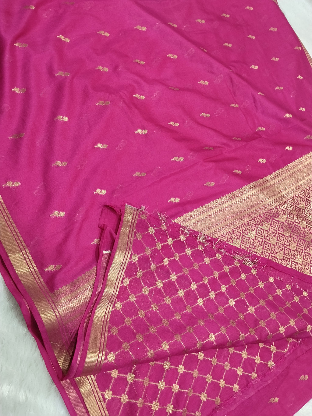 Rani Pink Colour Zari Buti Khaddi Georgette Saree