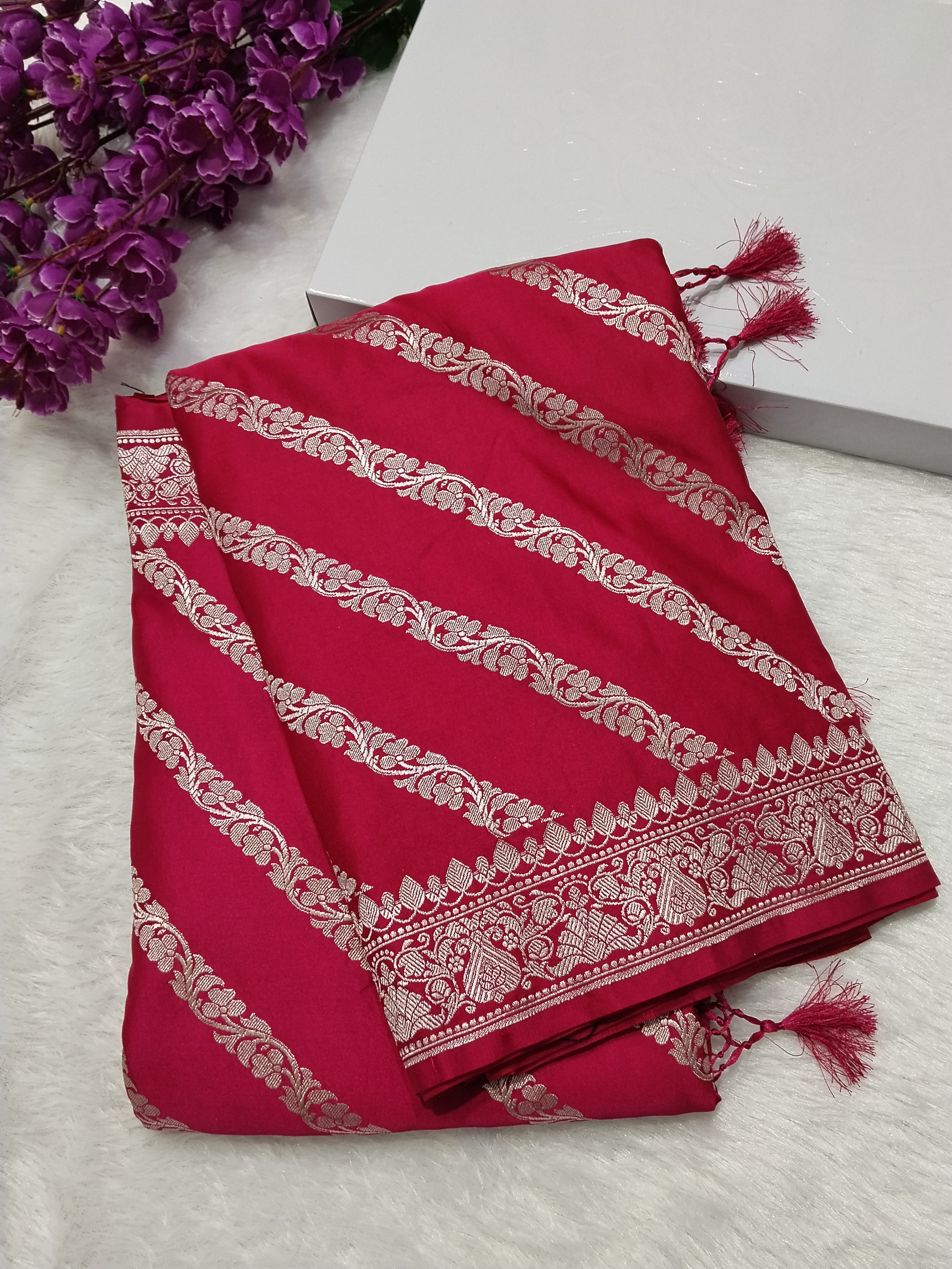 Rose Pink Colour Banarasi Mashru Silk Saree With Lahariya Design