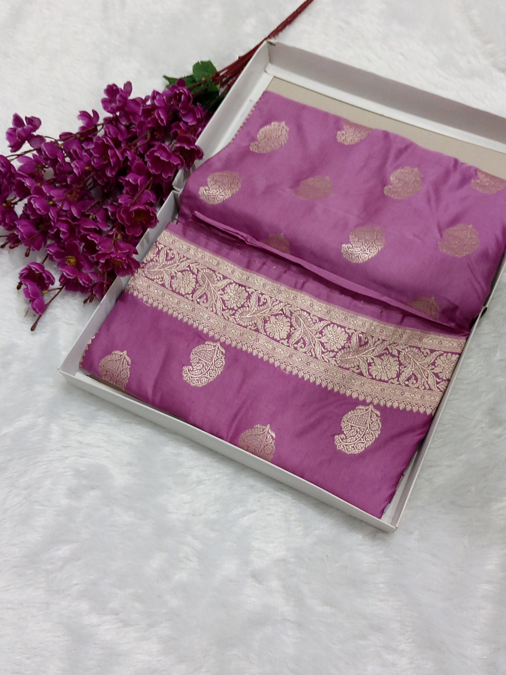 Elegant Design Banarasi Mashru Silk Saree